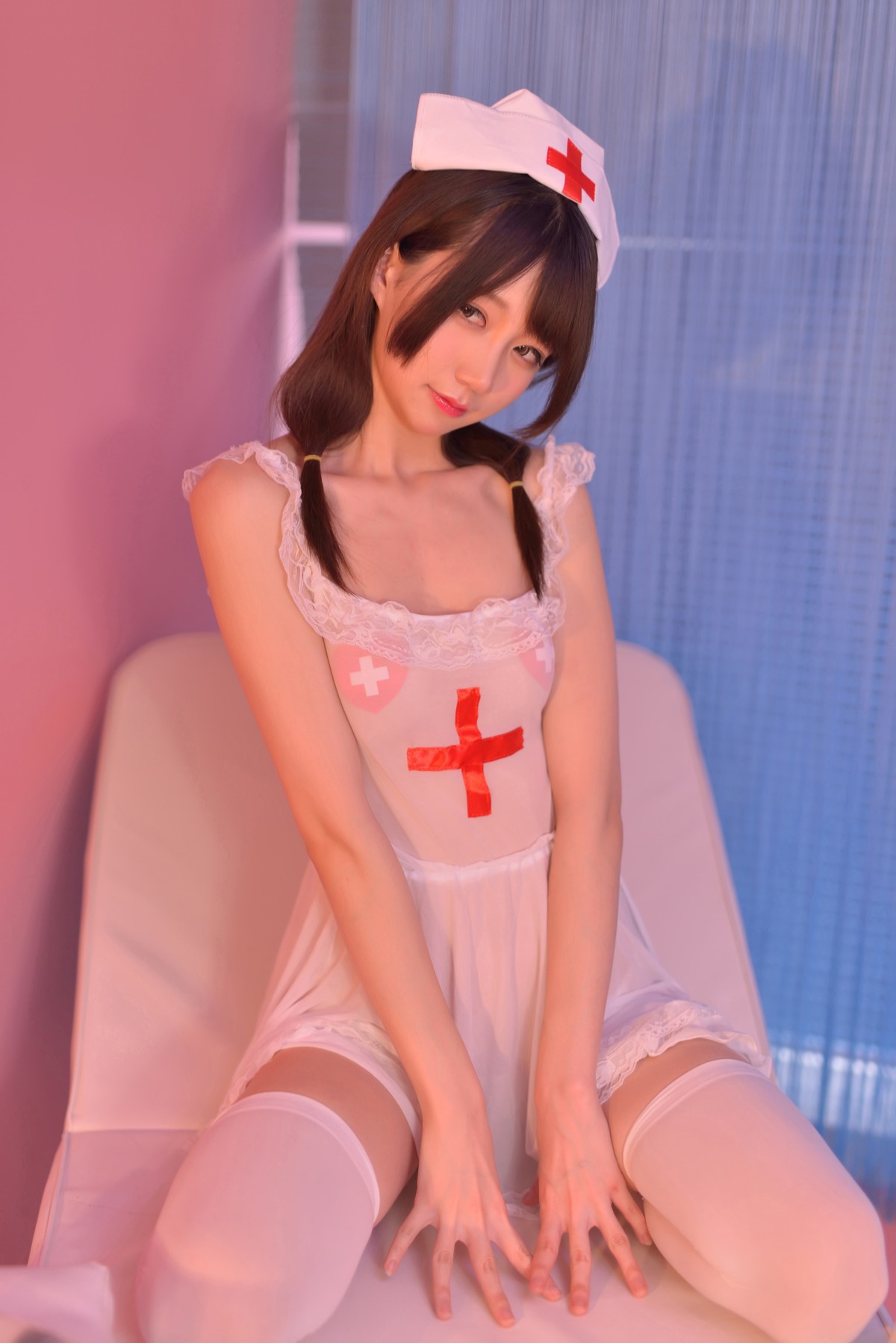 Cosplay Nagisa魔物喵 性感看护师 Set.01 30