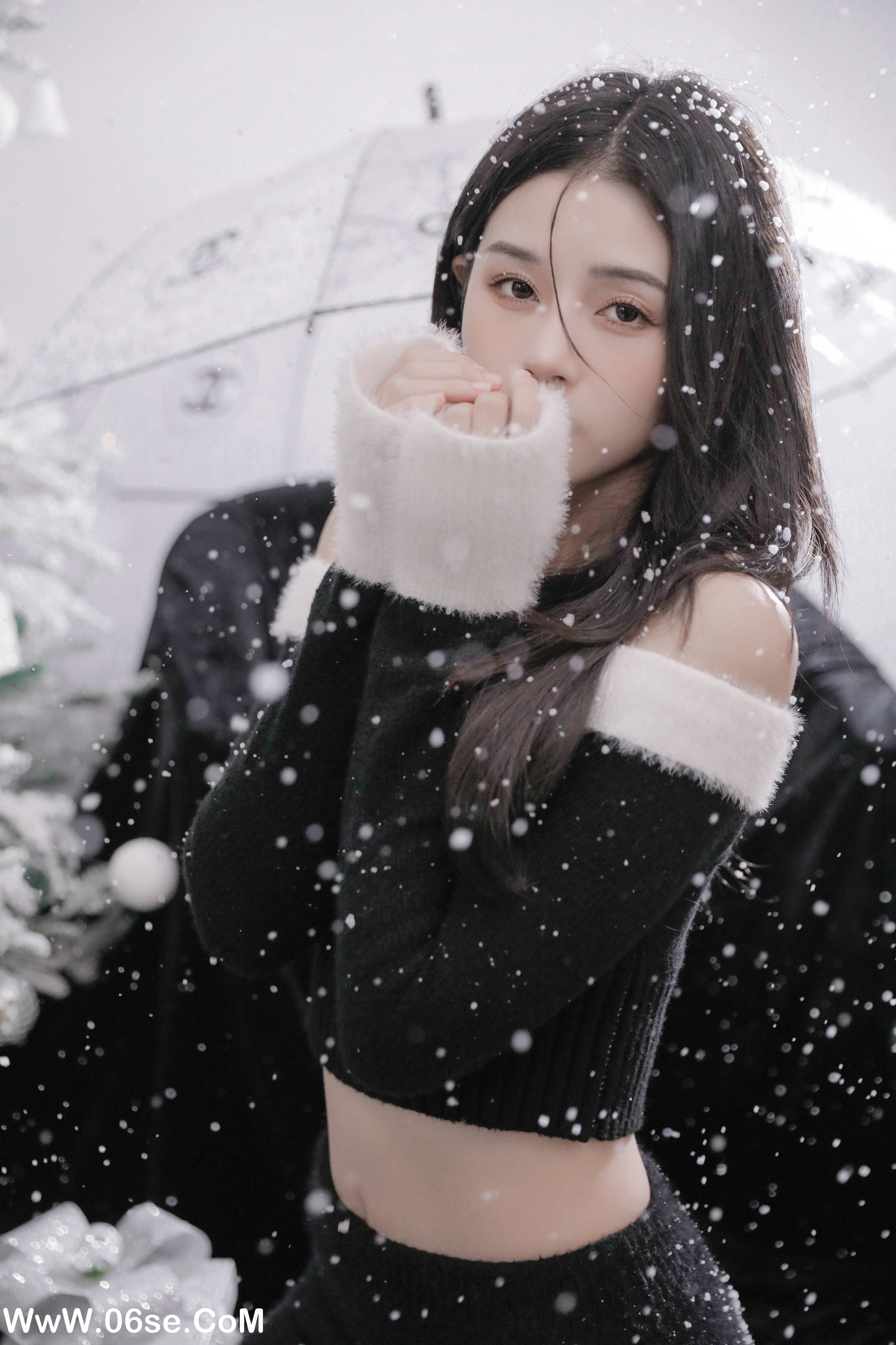 图片[17]-[YITUYU艺图语]2022.12.11 圣诞少女 馨瑶XINYAO[24+1P／301MB]-六色网