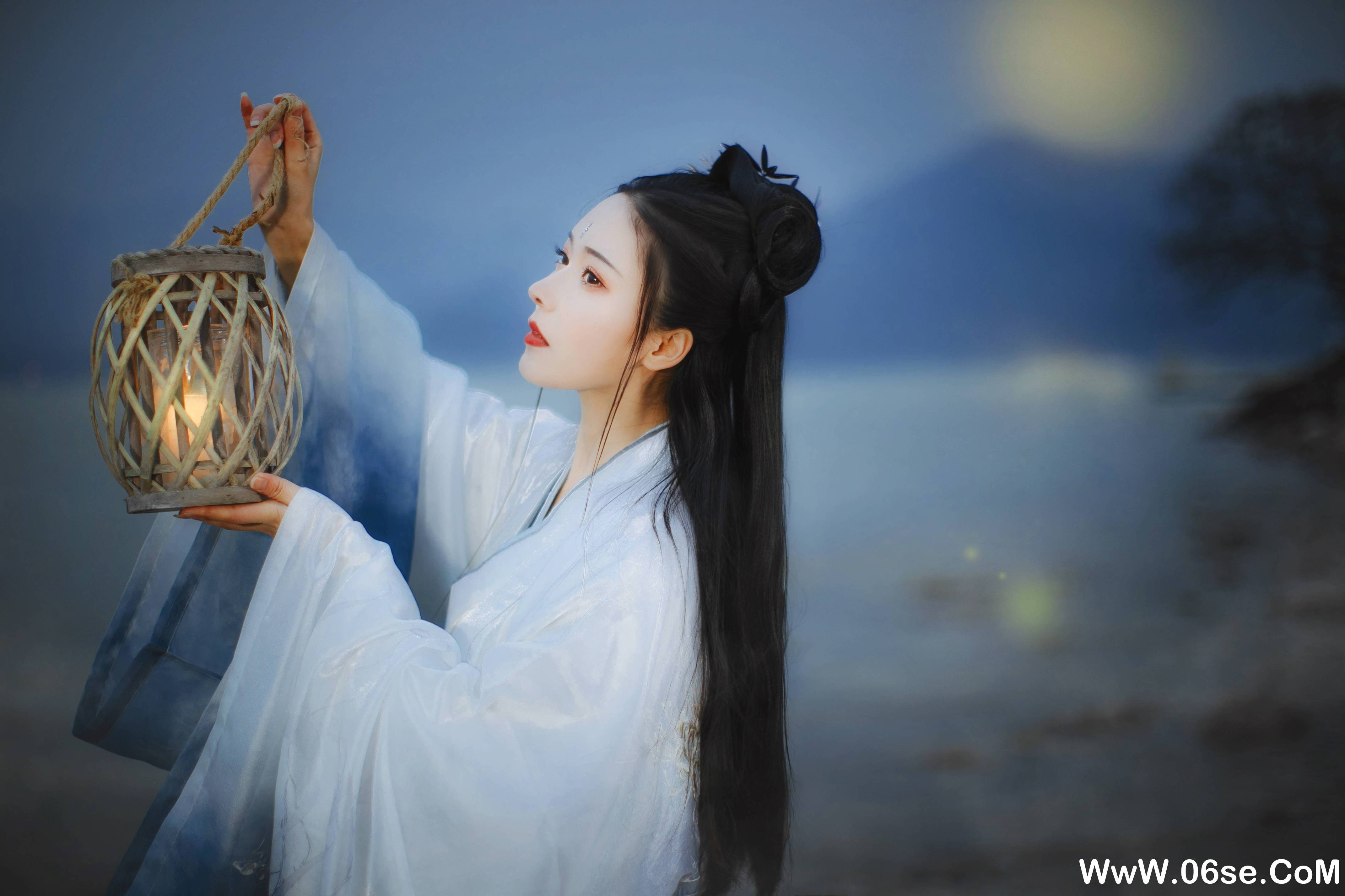 图片[14]-[YITUYU艺图语]2021.10.28 海底月 葵花花花儿[19+1P／93MB]-六色网