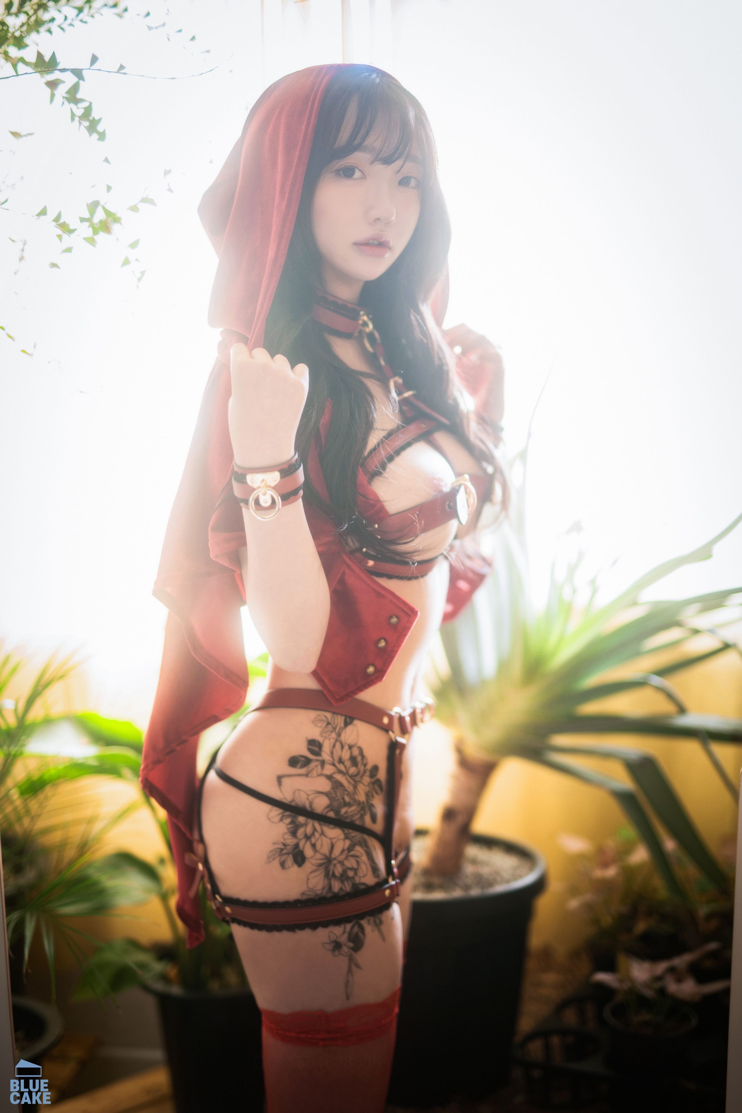 Son Ye-Eun (손예은) - REDHOOD SM 105