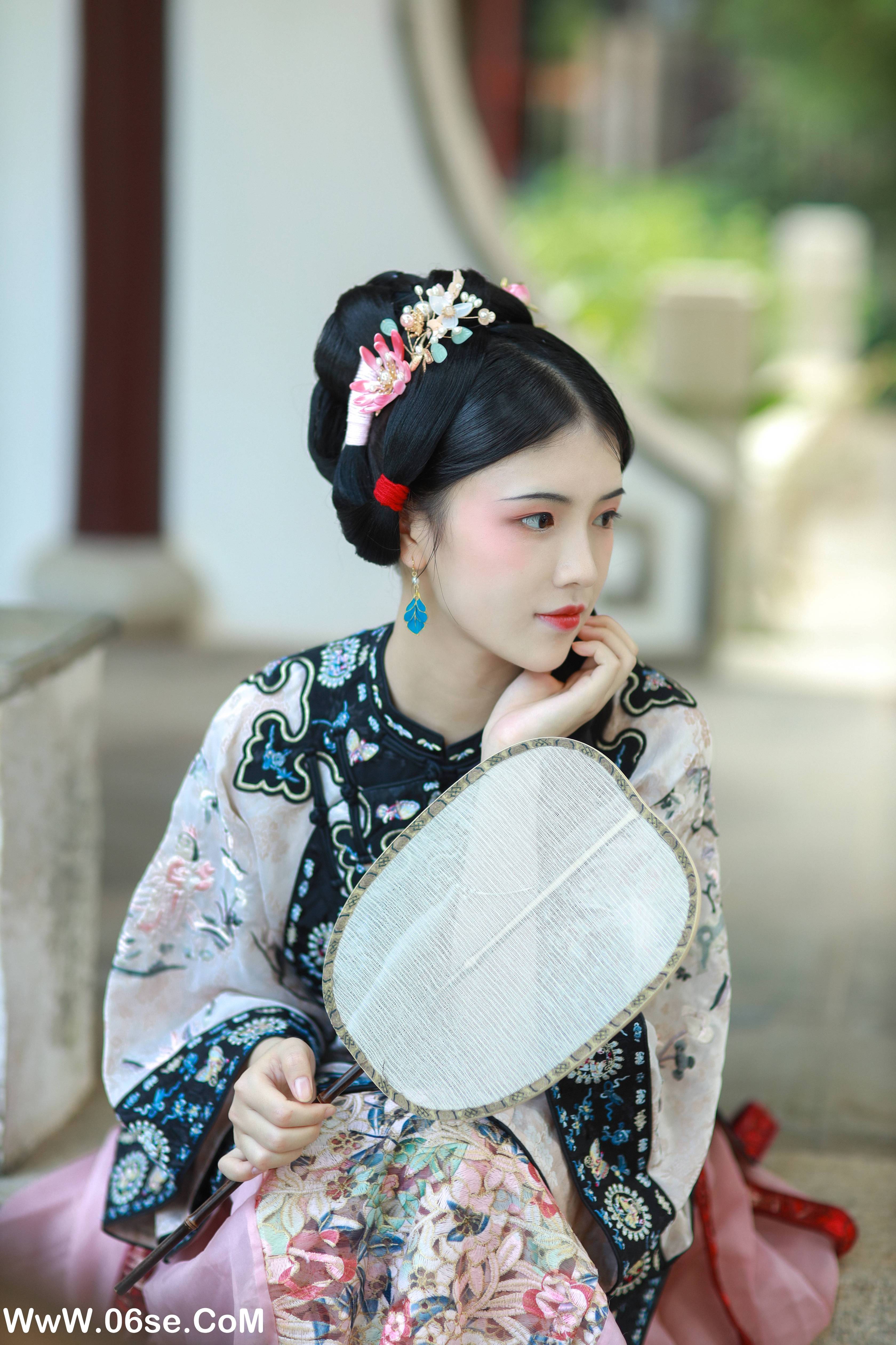 图片[16]-[YITUYU艺图语]2022.10.03 清汉女 _喵喵家的小鱼干_[29+1P／424MB]-六色网
