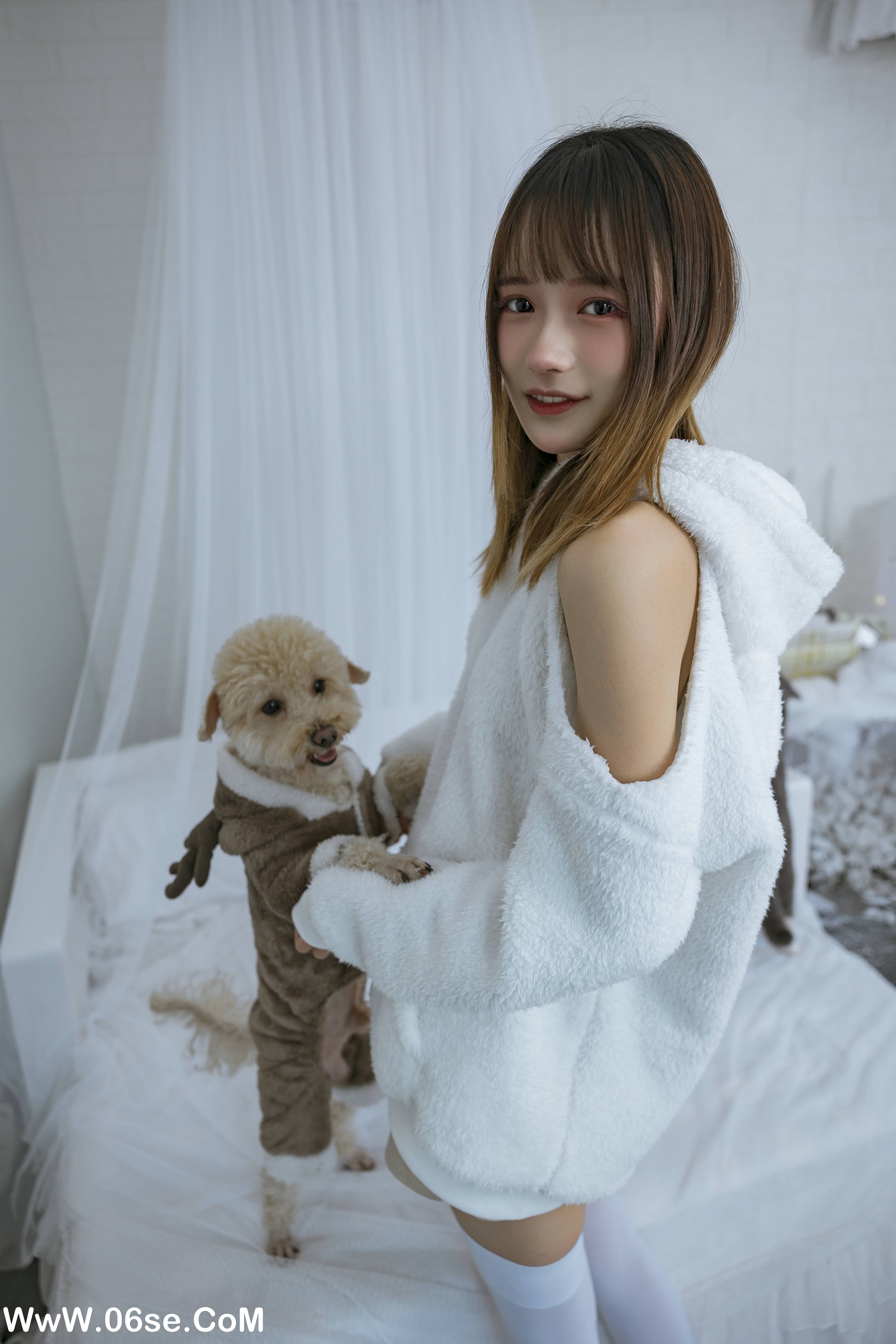 图片[8]-[YITUYU艺图语]2022.12.17 温馨少女与宠物们 兔子Zzz不吃胡萝卜[23+1P／371MB]-六色网