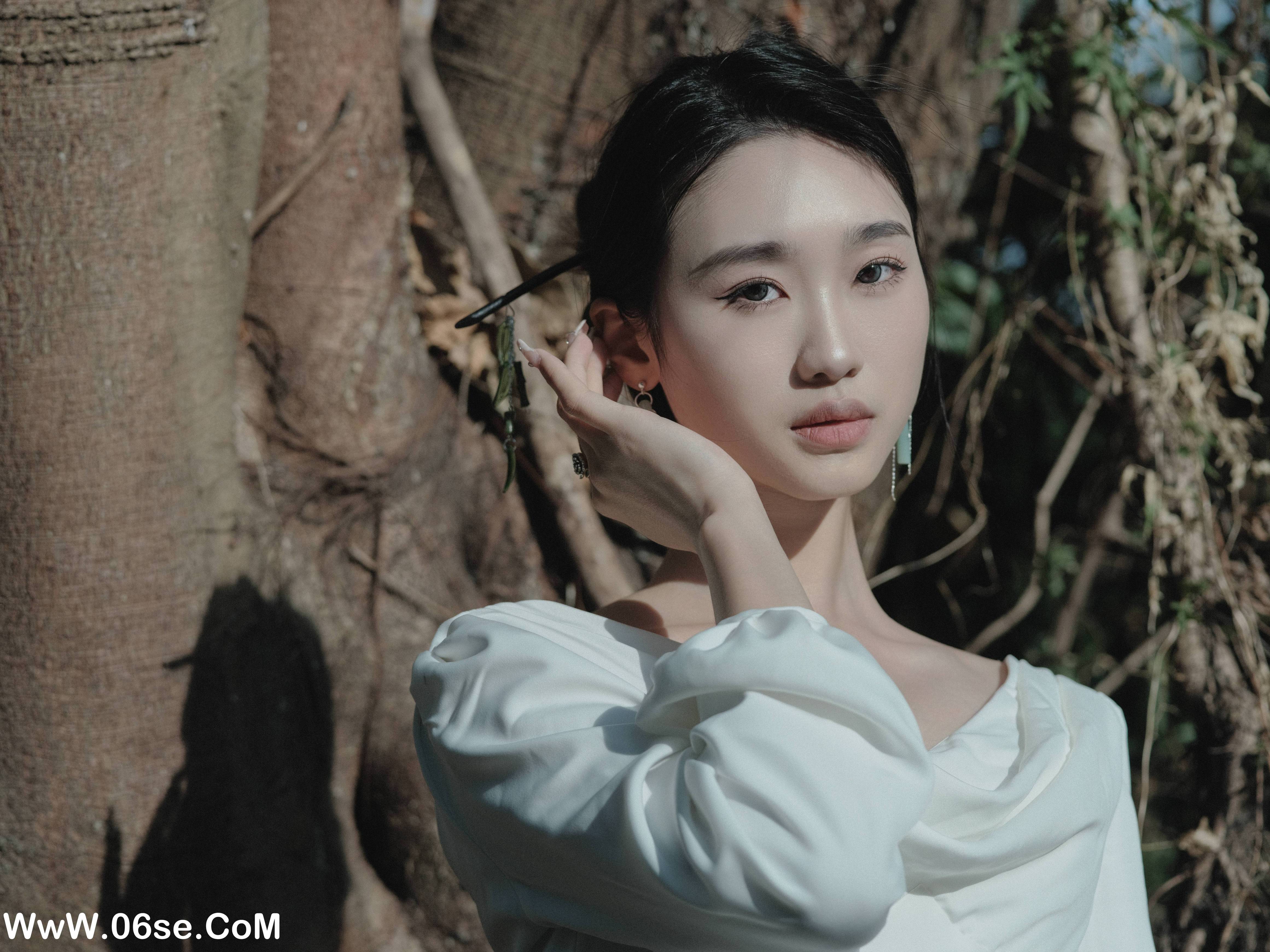 图片[8]-[YITUYU艺图语]2022.12.19 落叶飞花 likeu[46+1P／663MB]-六色网