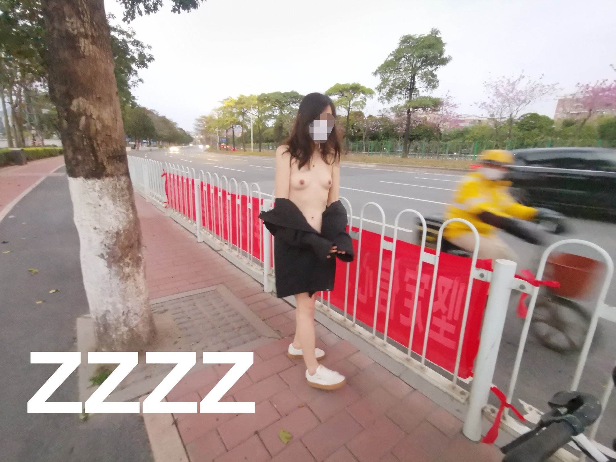 广州情侣『ZZZZ』全裸露出 126P 77