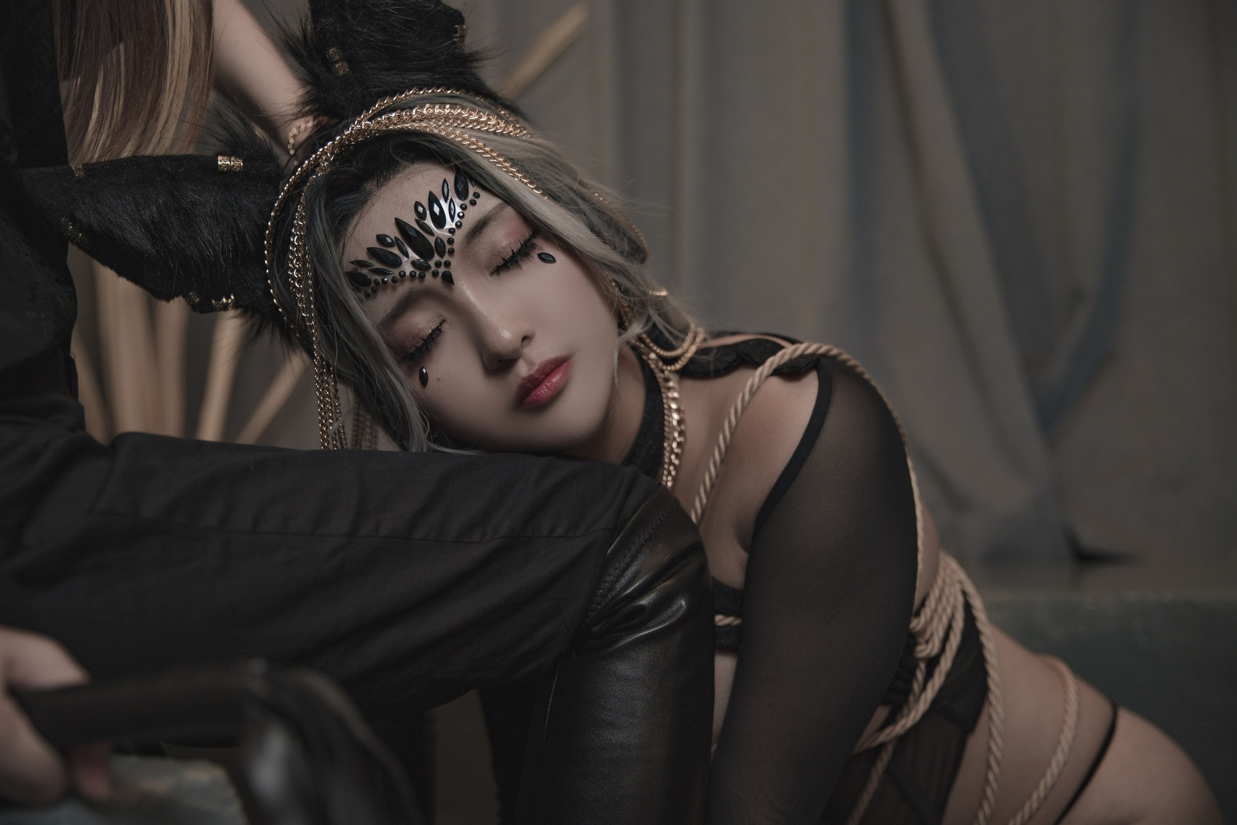 Cosplay 洛璃LoLiSAMA 狼少女 狼女的调教 Set.01 46