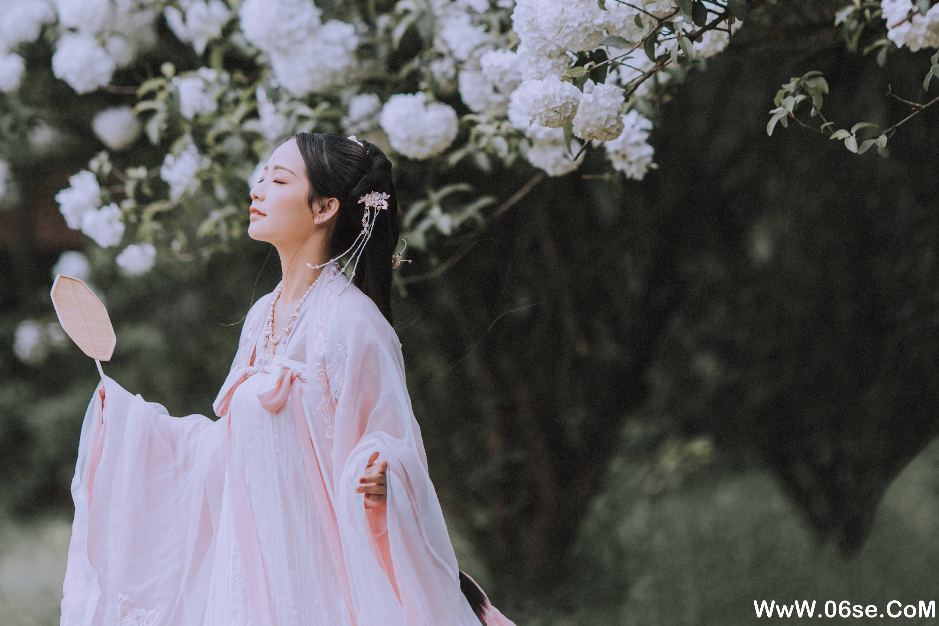 图片[35]-[YITUYU艺图语]2021.09.02 满袖春 Seven[35+1P／382MB]-六色网