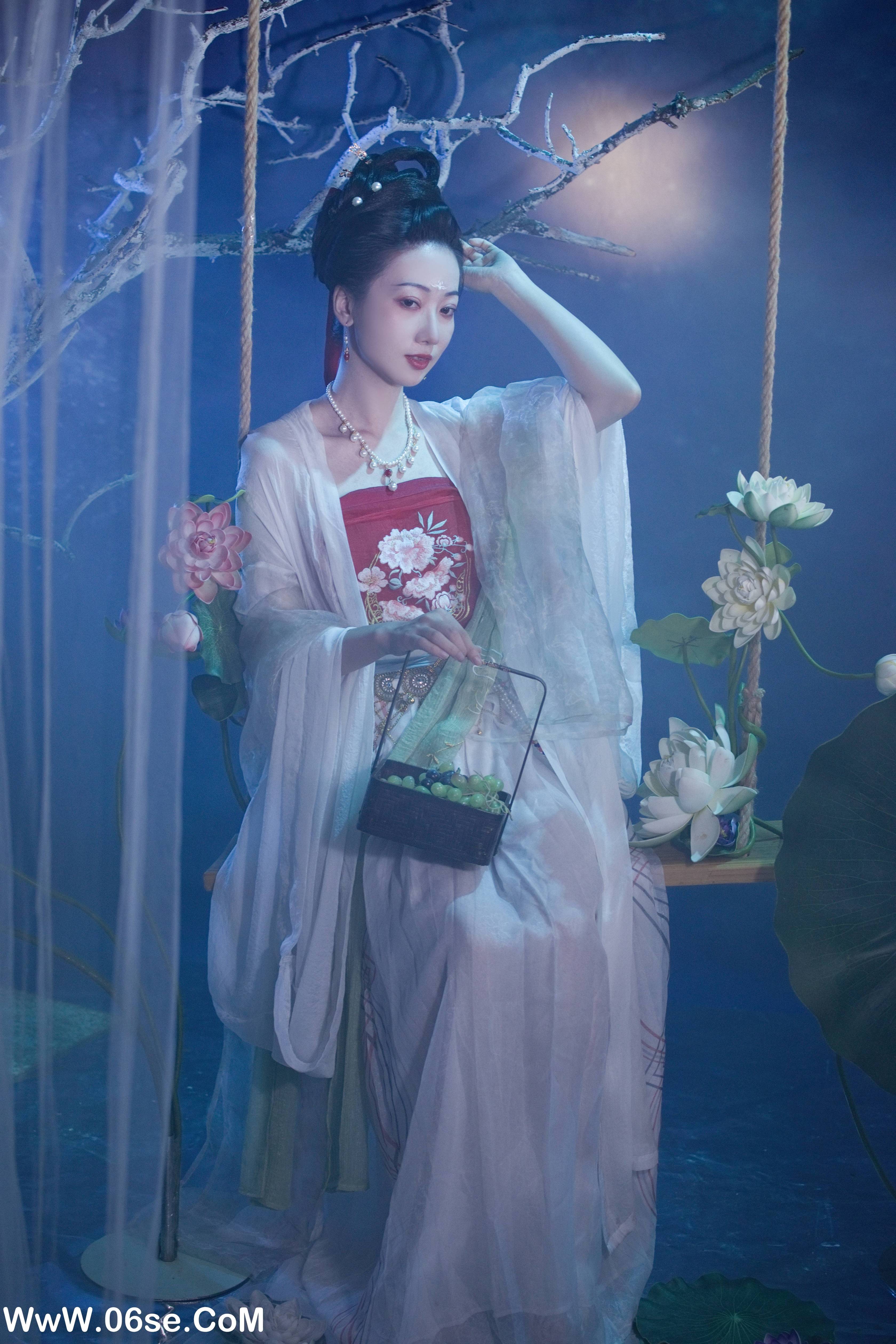 图片[23]-[YITUYU艺图语]2022.08.26 嫦娥 犬壹-[32+1P／749MB]-六色网