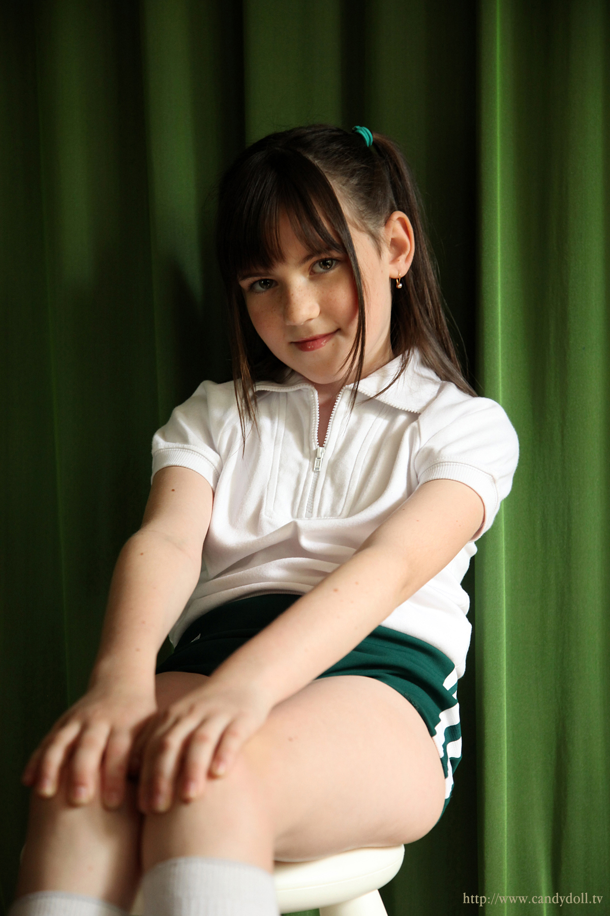 [Image: ca794d5e2f400903149ed.jpg]