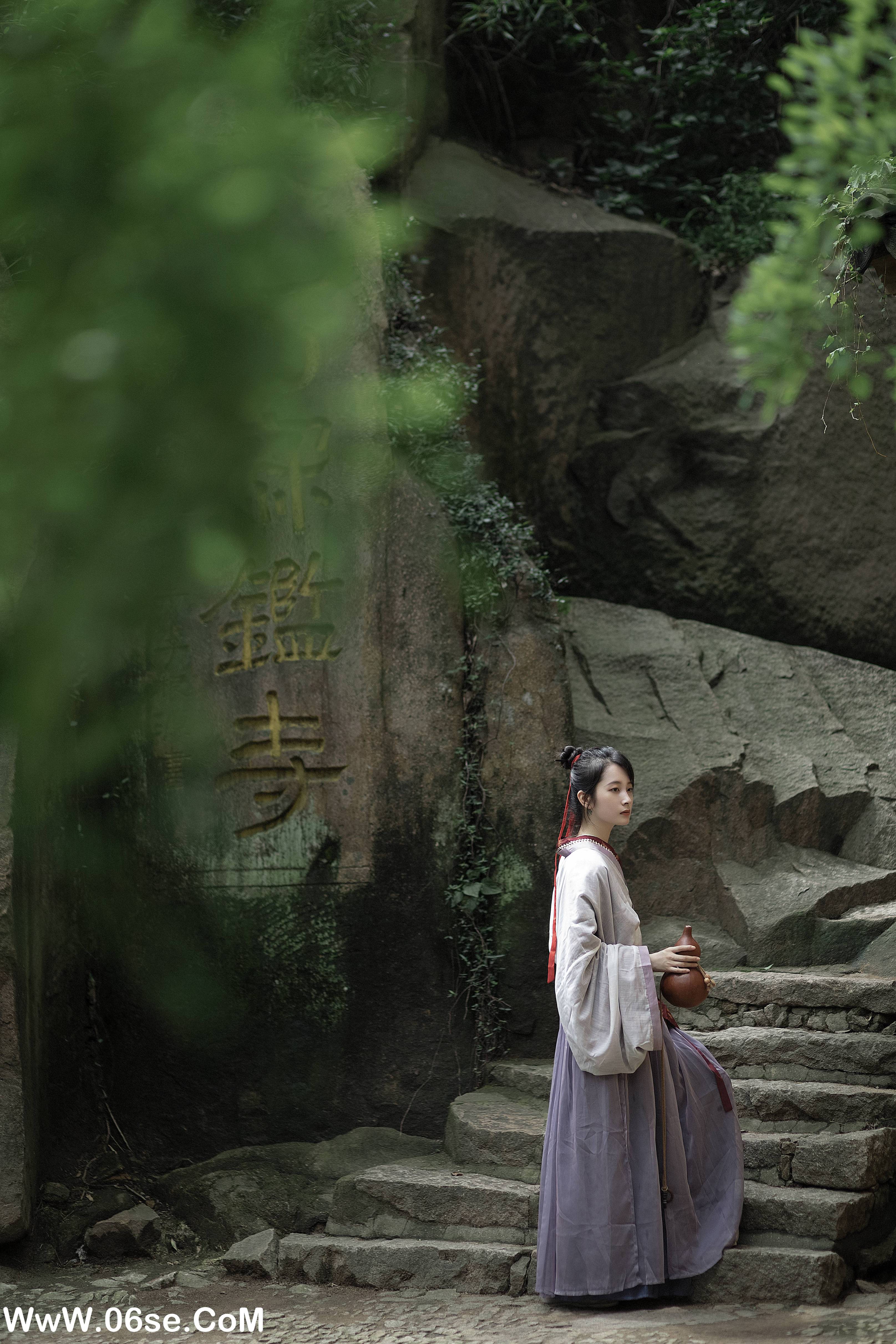 图片[13]-[YITUYU艺图语]2022.01.27 叶底藏花一度 梦里踏雪几回 五月[22+1P／523MB]-六色网