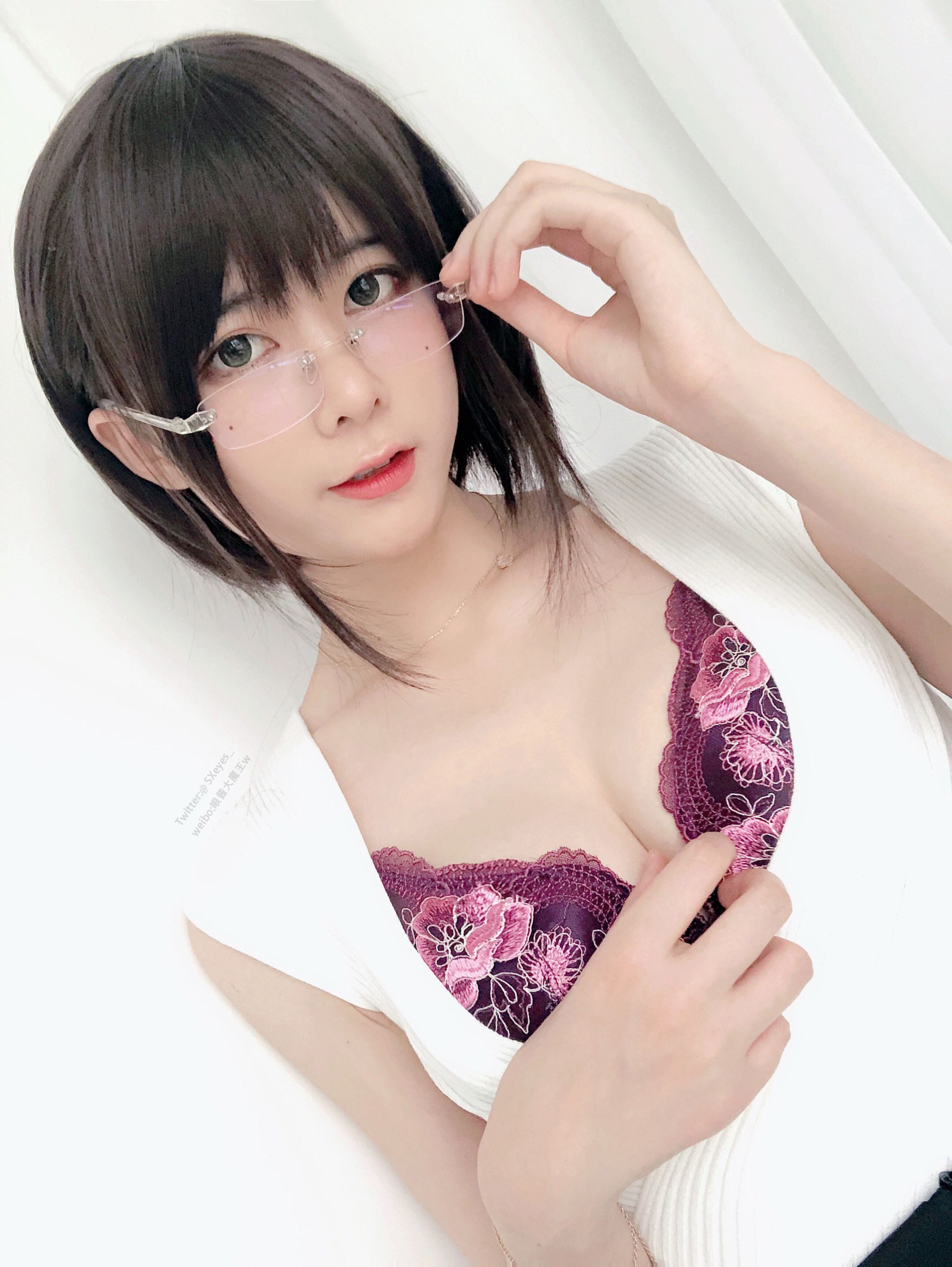 眼酱大魔王w-办公小姐姐w[26P] 14