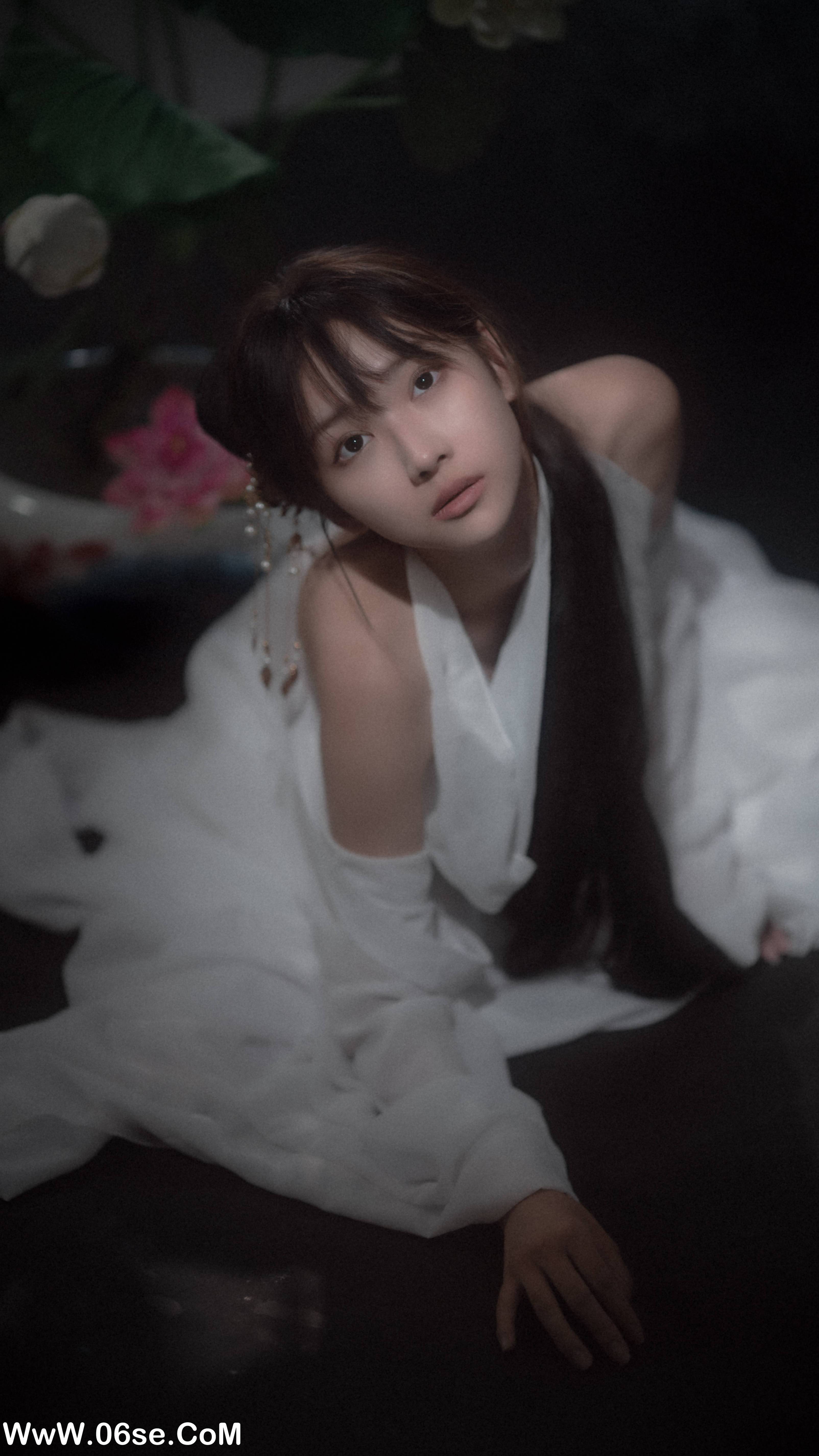 图片[45]-[YITUYU艺图语]2022.08.29 荷思 筱雯[56+1P／281MB]-六色网