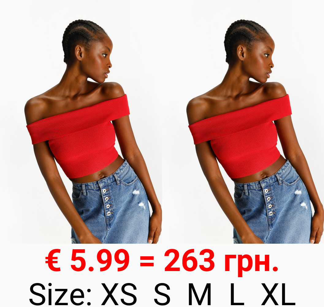 Off-the-shoulder top