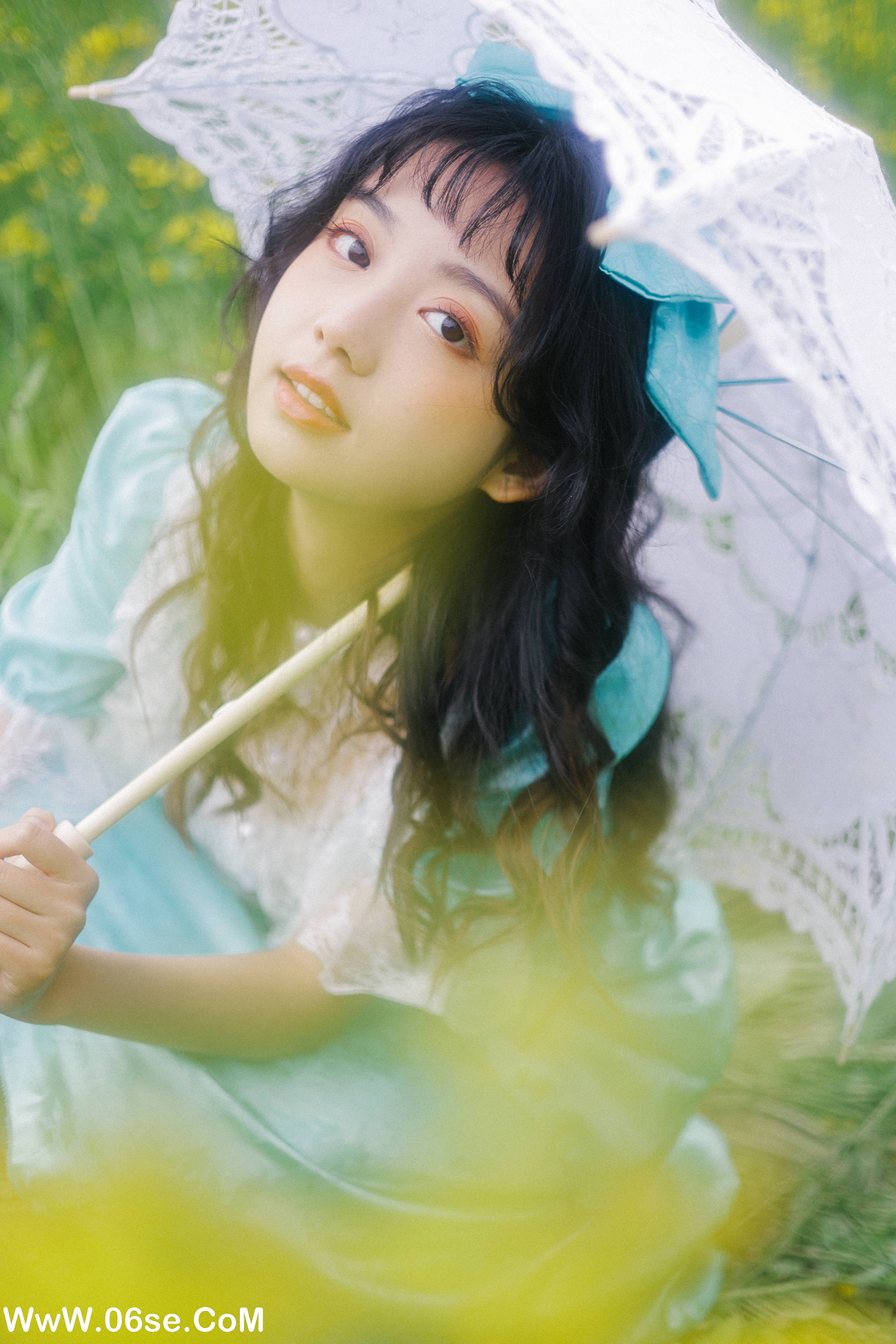 图片[14]-[YITUYU艺图语]2022.05.26 黄色花海 芊芊[24P-263.85MB]-六色网