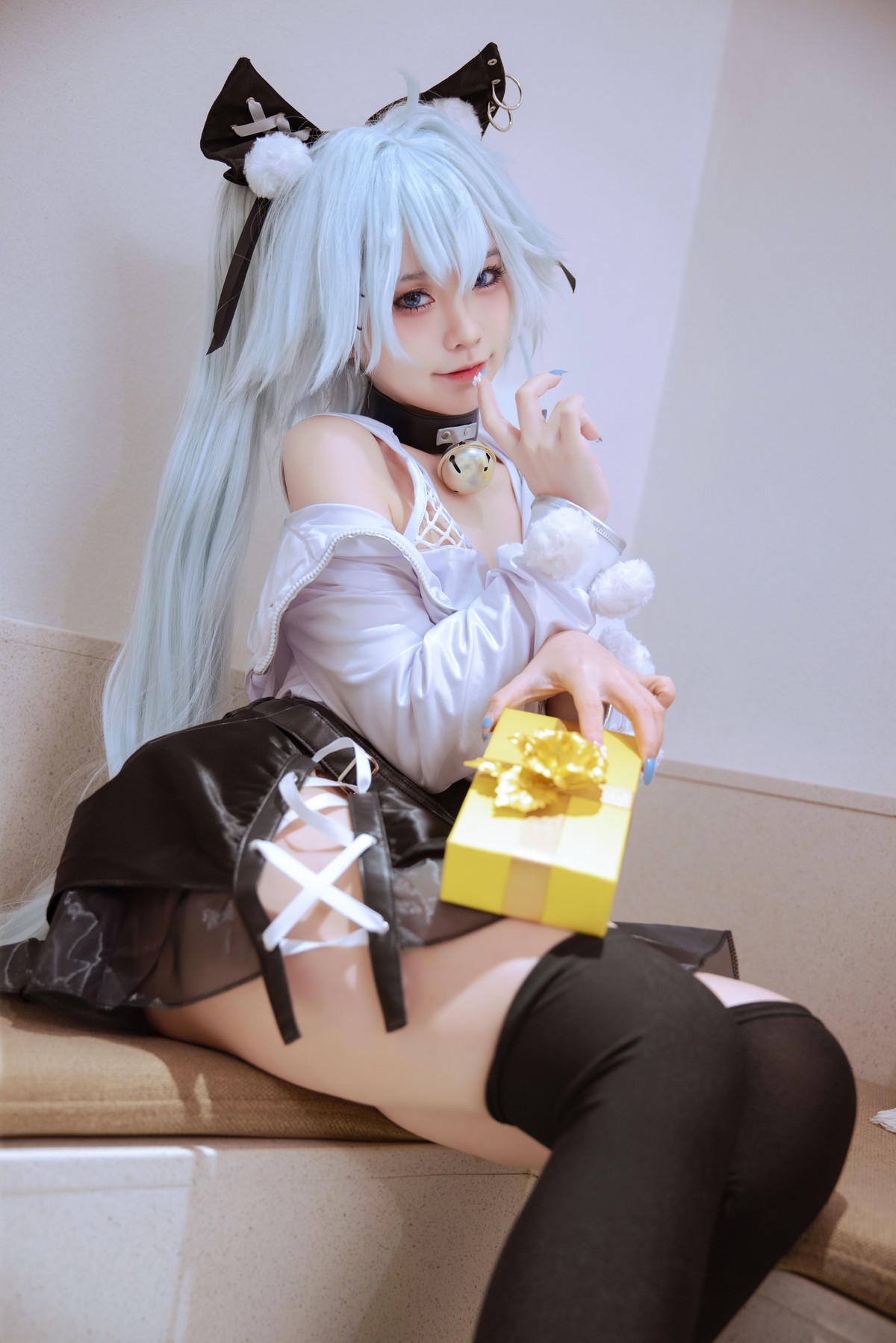 Cosplay G44不会受伤 芙洛伦白情 17