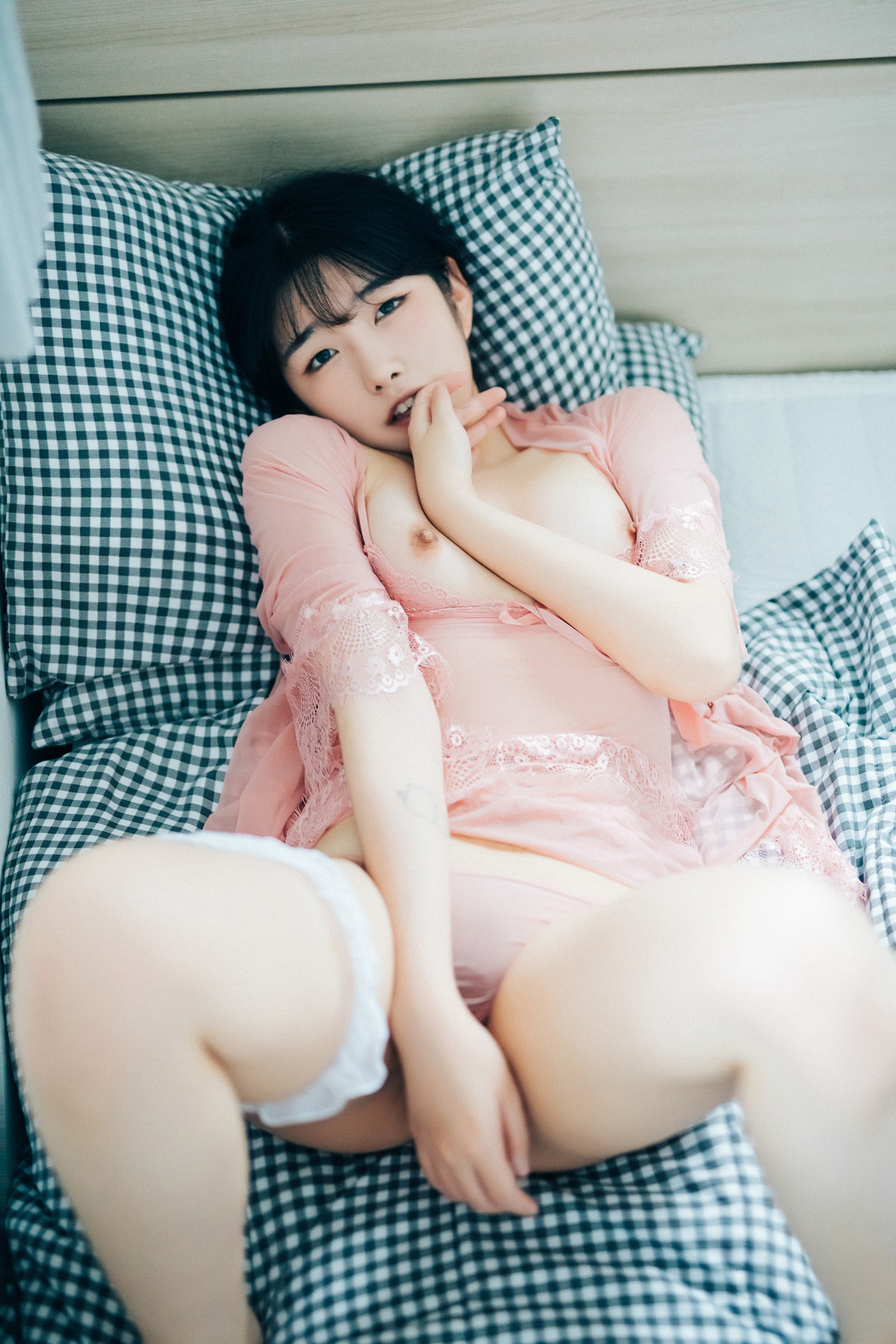 Sonson 손손, [Loozy] Date at home (+S Ver) Set.02 28