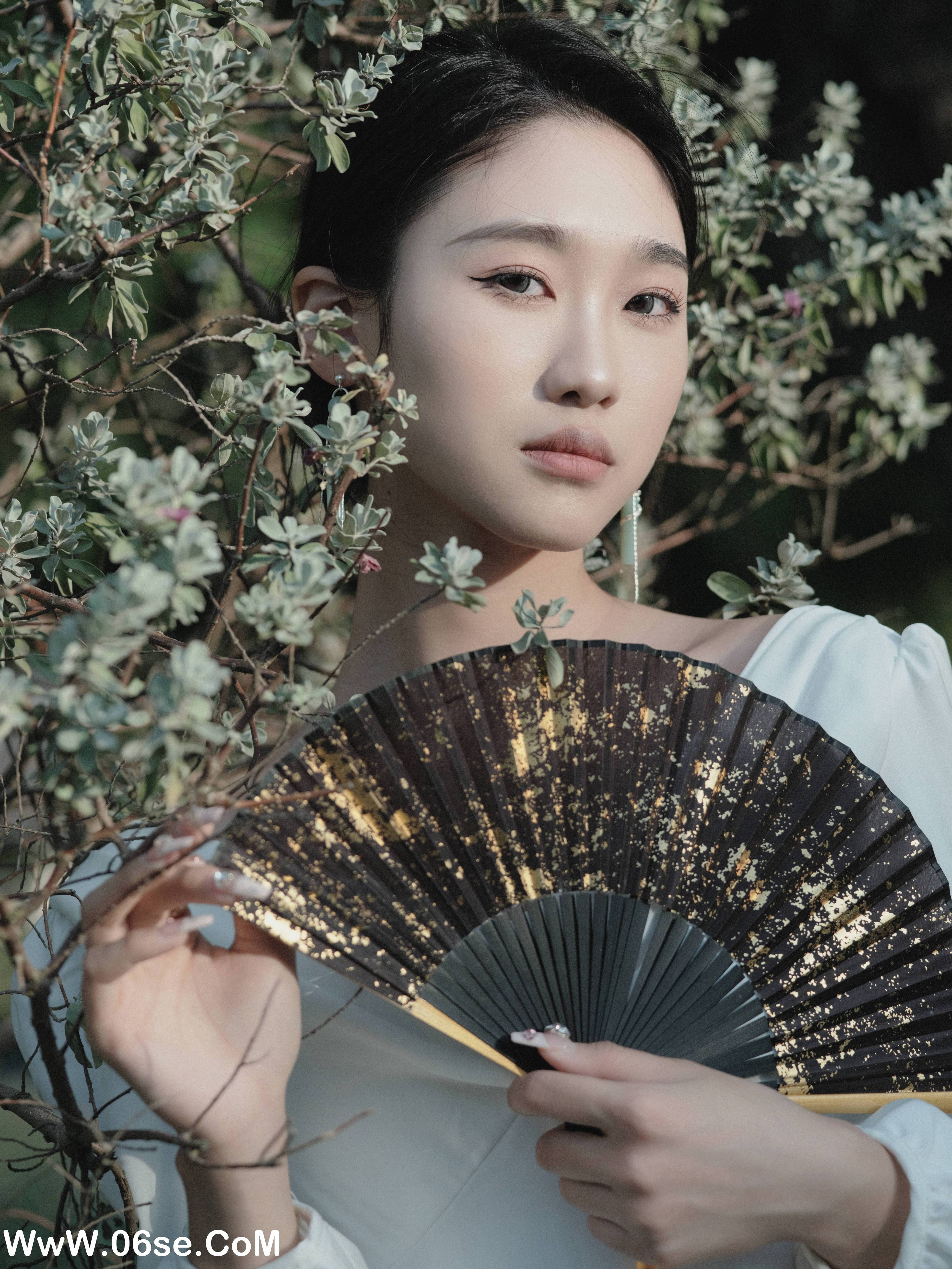 图片[25]-[YITUYU艺图语]2022.12.19 落叶飞花 likeu[46+1P／663MB]-六色网