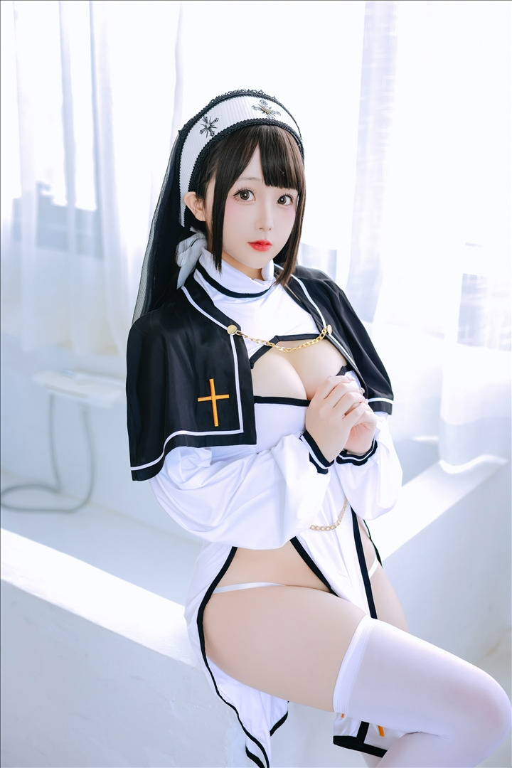 日奈娇---圣洁修女-110P-125-GB-20240724t-07-25