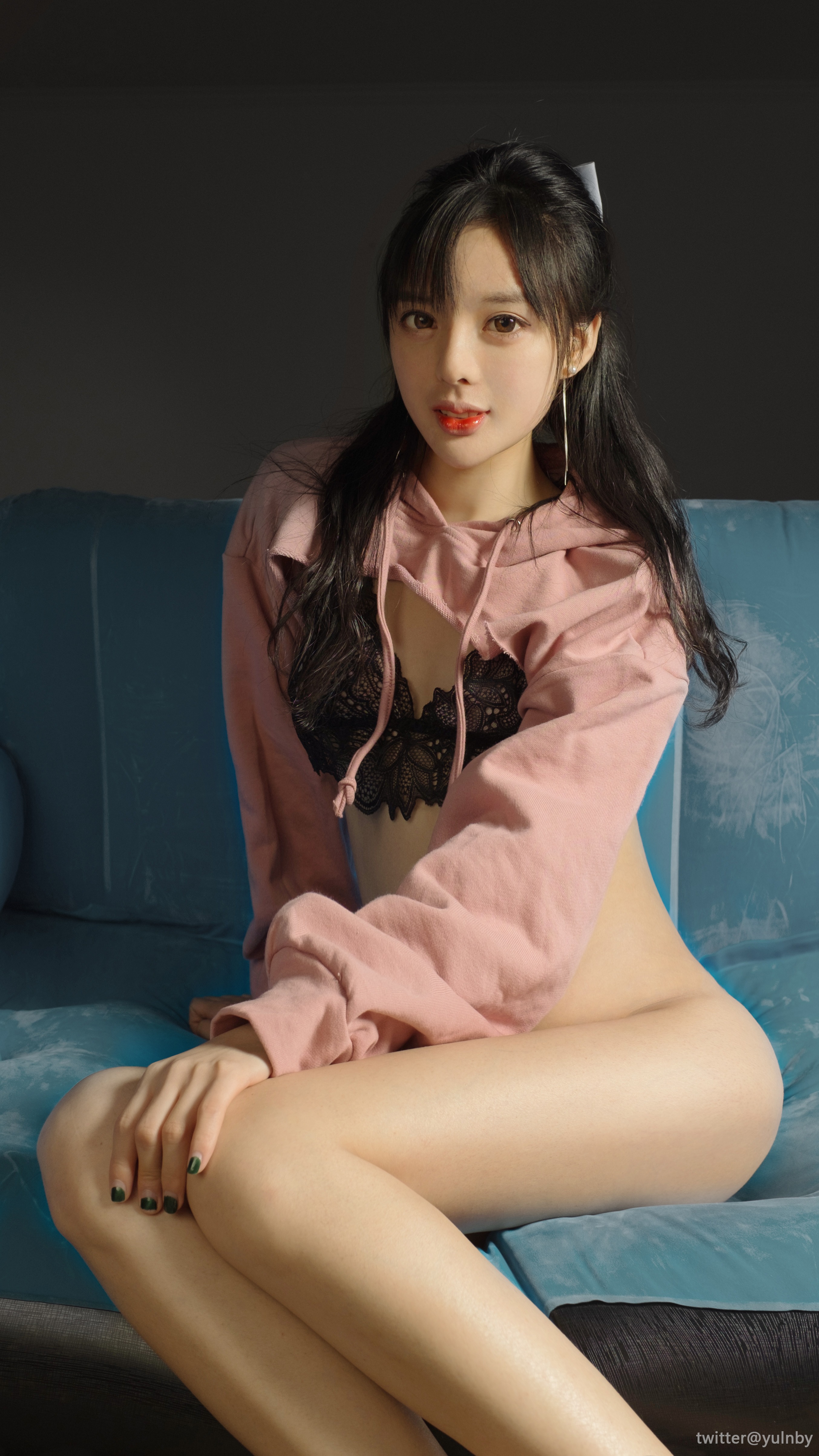 twitter摄影师Yulnby大尺度作品 28P 22
