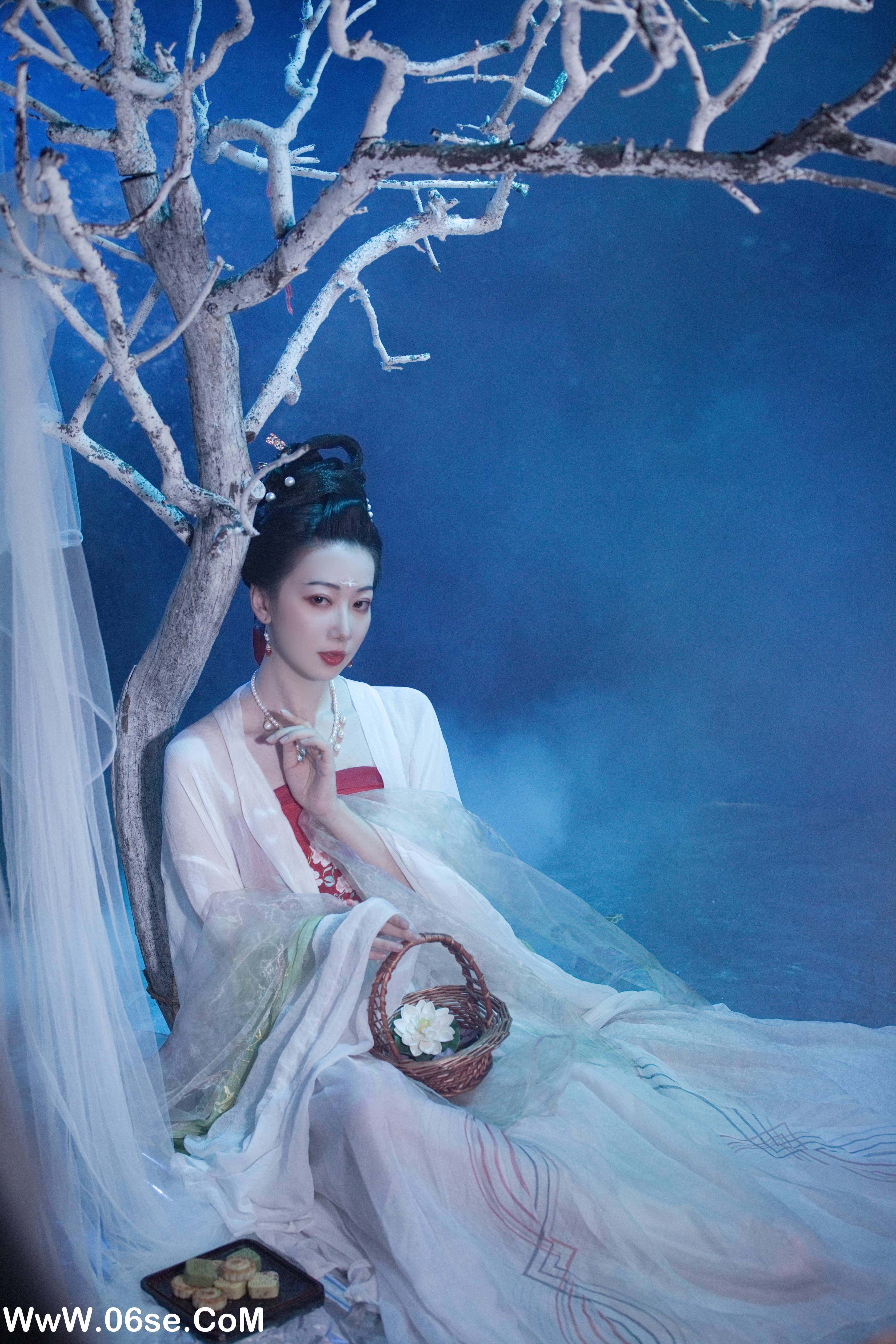 图片[21]-[YITUYU艺图语]2022.08.26 嫦娥 犬壹-[32+1P／749MB]-六色网