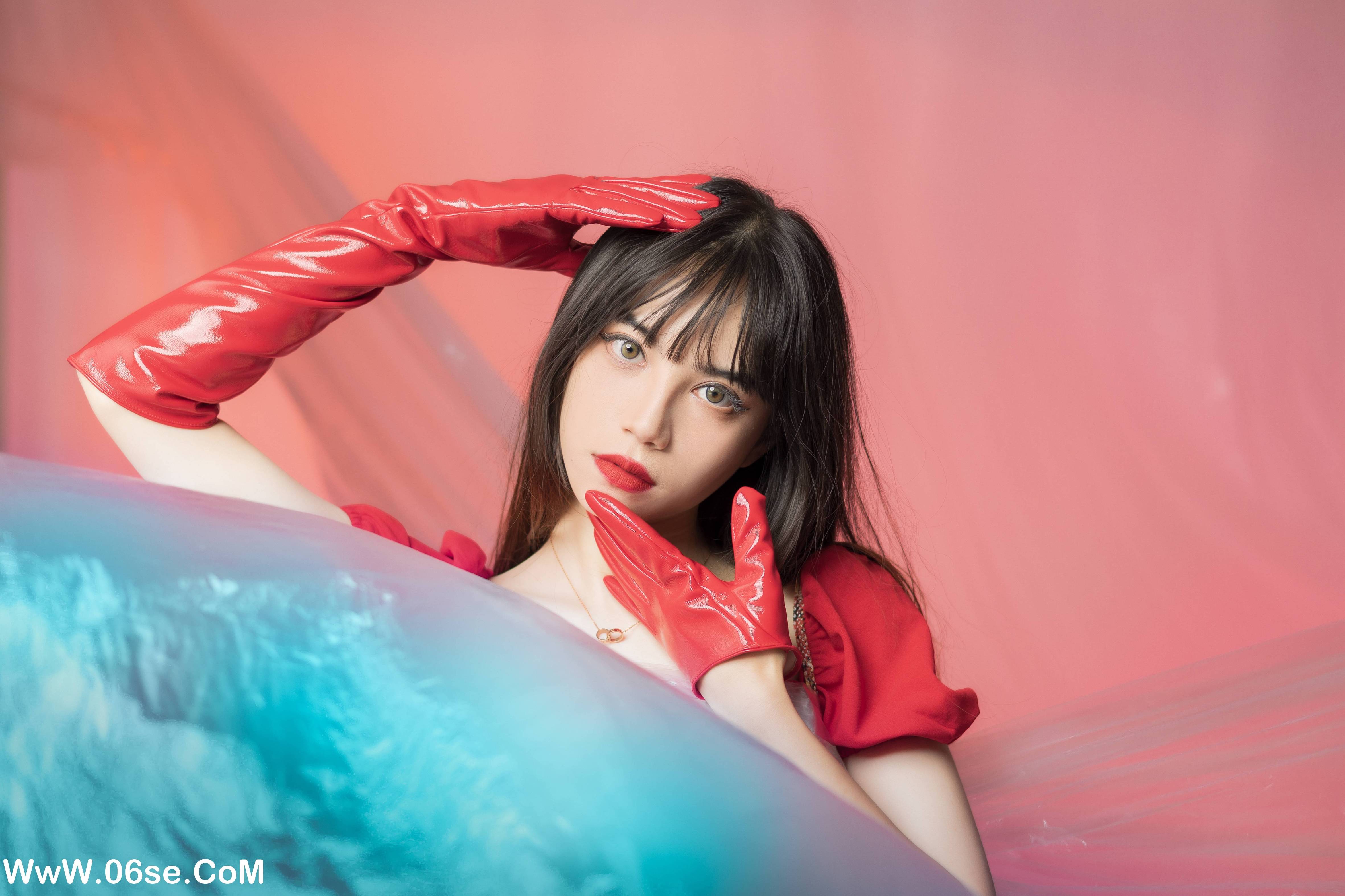 图片[24]-[YITUYU艺图语]2022.05.21 会跳舞的红手套 贰加六[26P-286.4 MB]-六色网