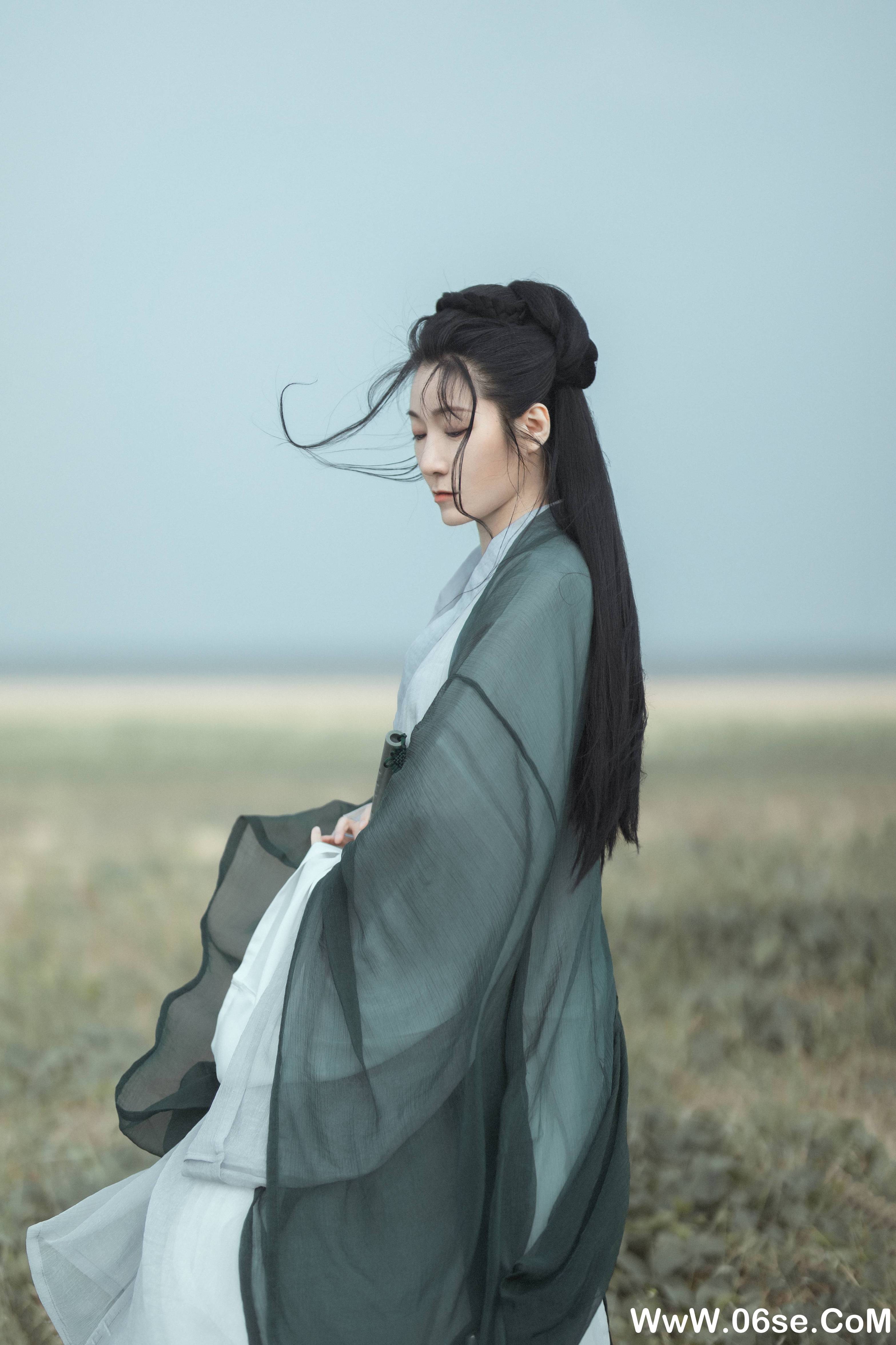 图片[6]-[YITUYU艺图语]2021.10.21 天涯倦客 何佳[25+1P／312MB]-六色网