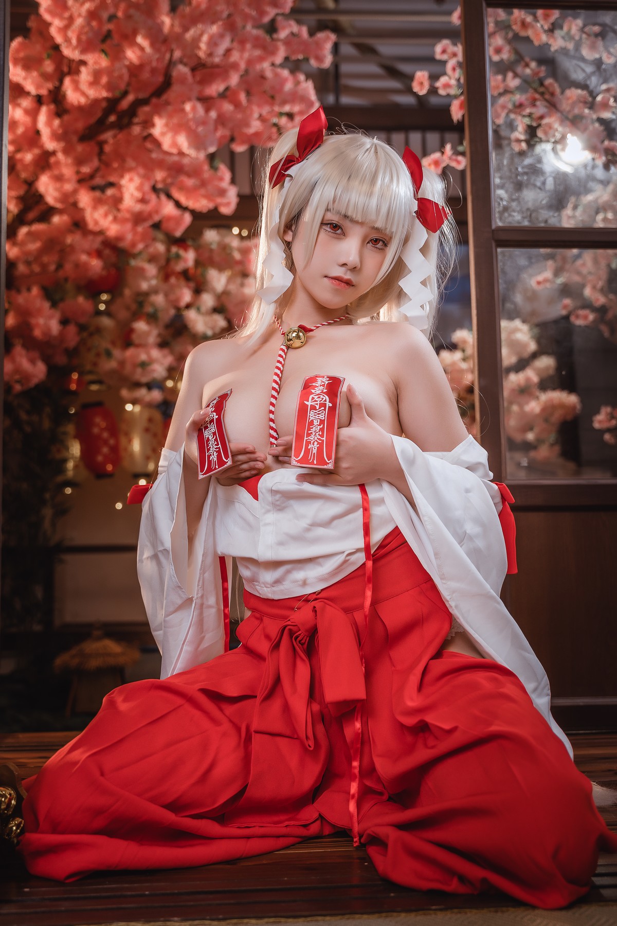 蜜汁猫裘 Cosplay 可畏巫女 15