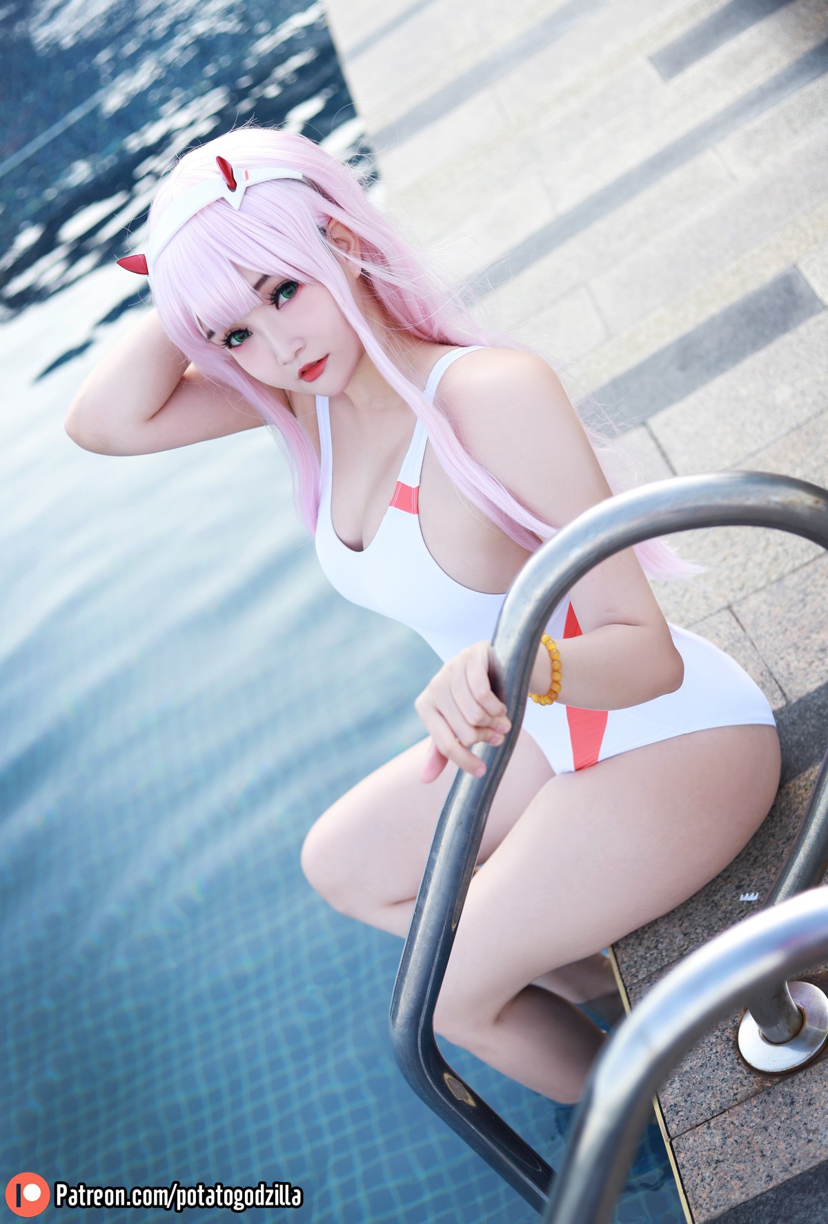 Cosplay Potato Godzilla Zero Two Swimsuit 14