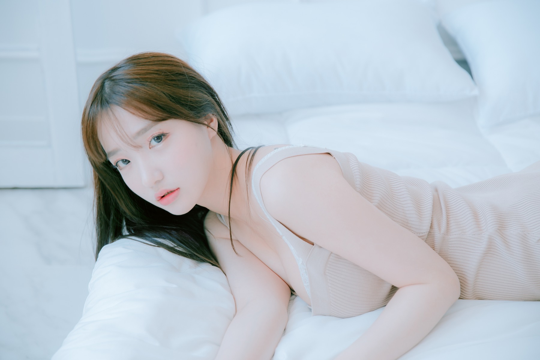 Son Yeeun 손예은, [JOApictures] Son Ye-Eun (손예은) x JOA 20. APR Vol.1 - Set.01 24
