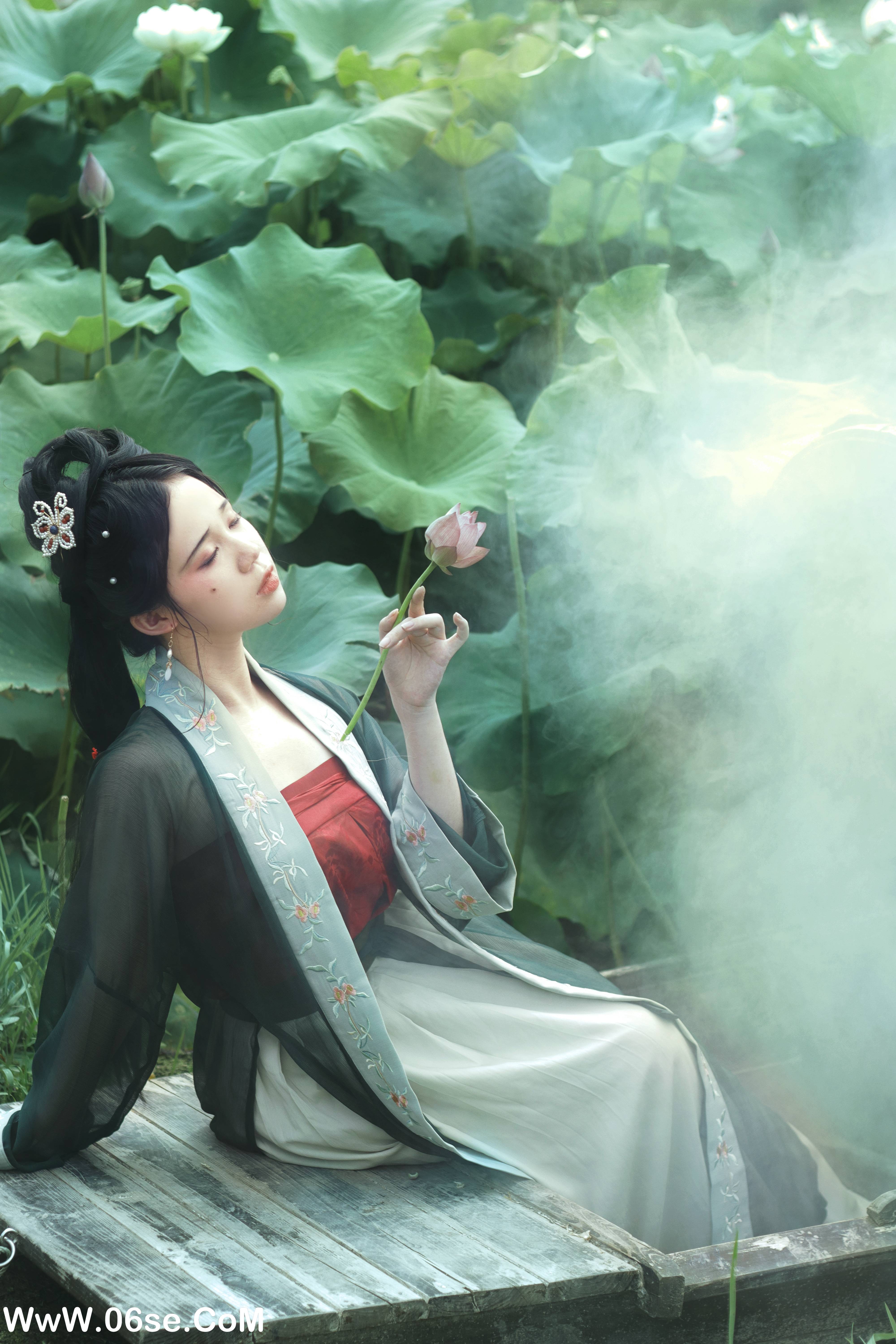 图片[6]-[YITUYU艺图语]2022.08.21 采莲曲 一只高高[26+1P／288MB]-六色网