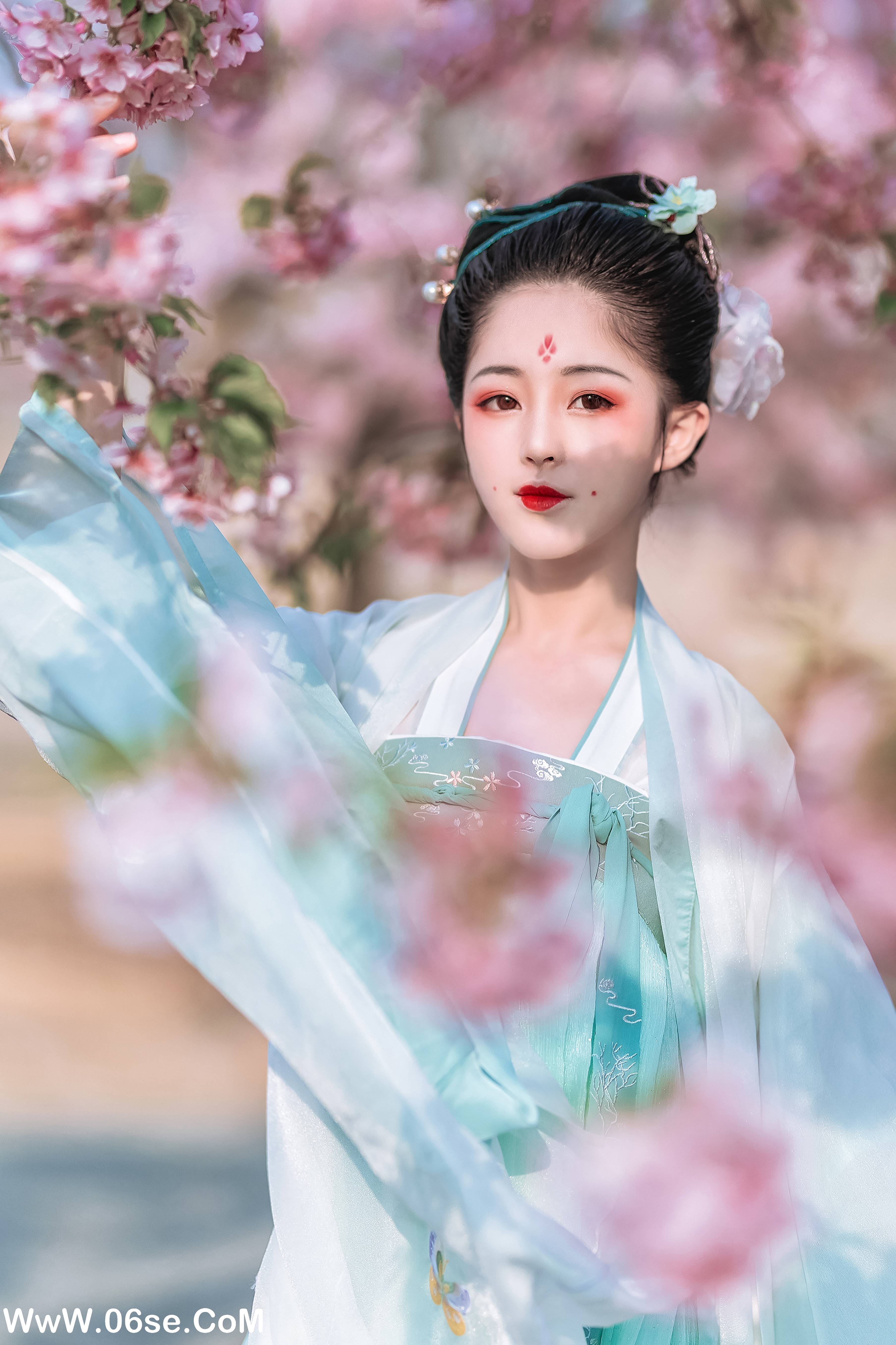 图片[16]-[YITUYU艺图语]2022.06.27 樱花美人 蟋蟀呀[32P-225.6M]-六色网