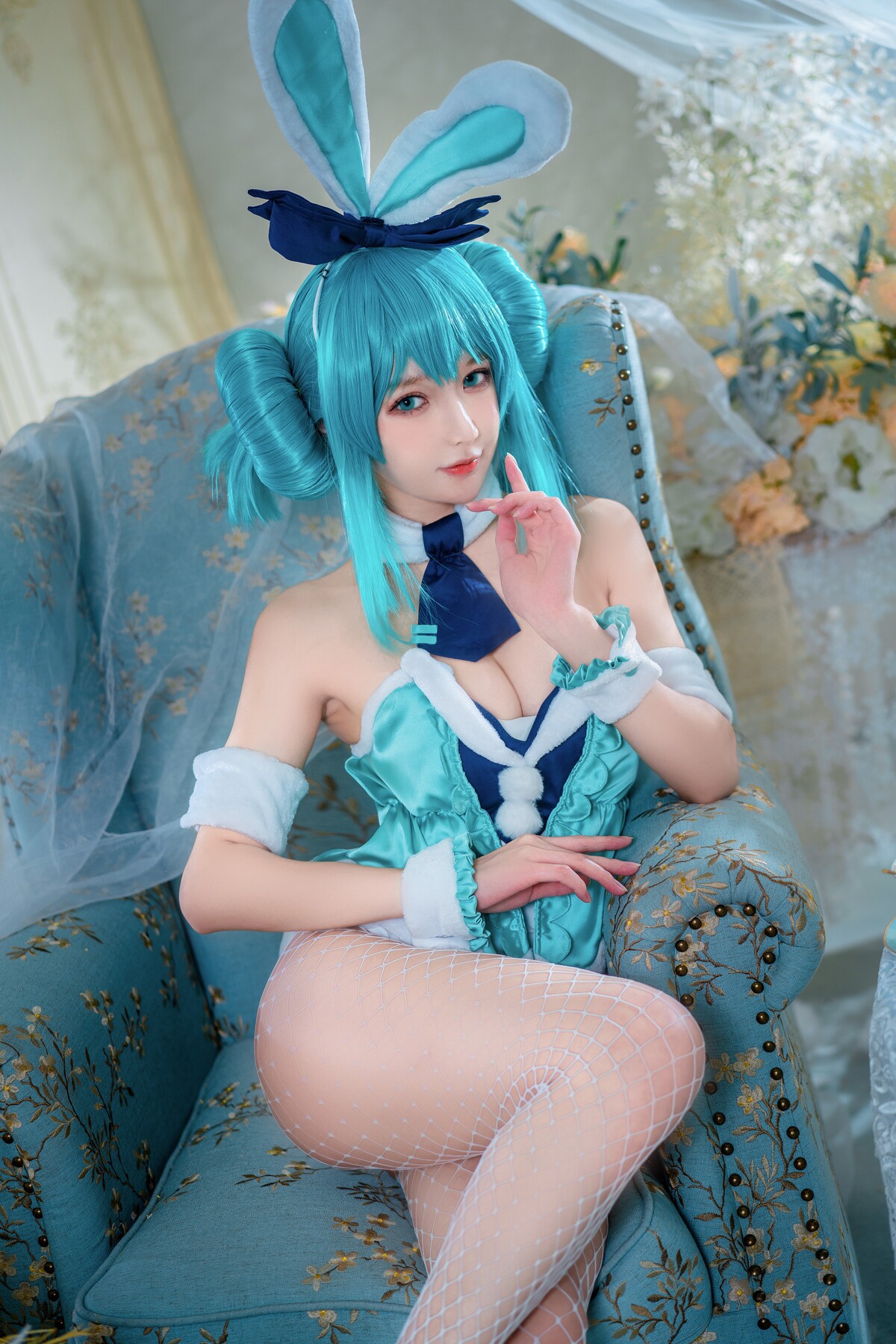 [阿包也是兔娘] 白兔 Miku 12