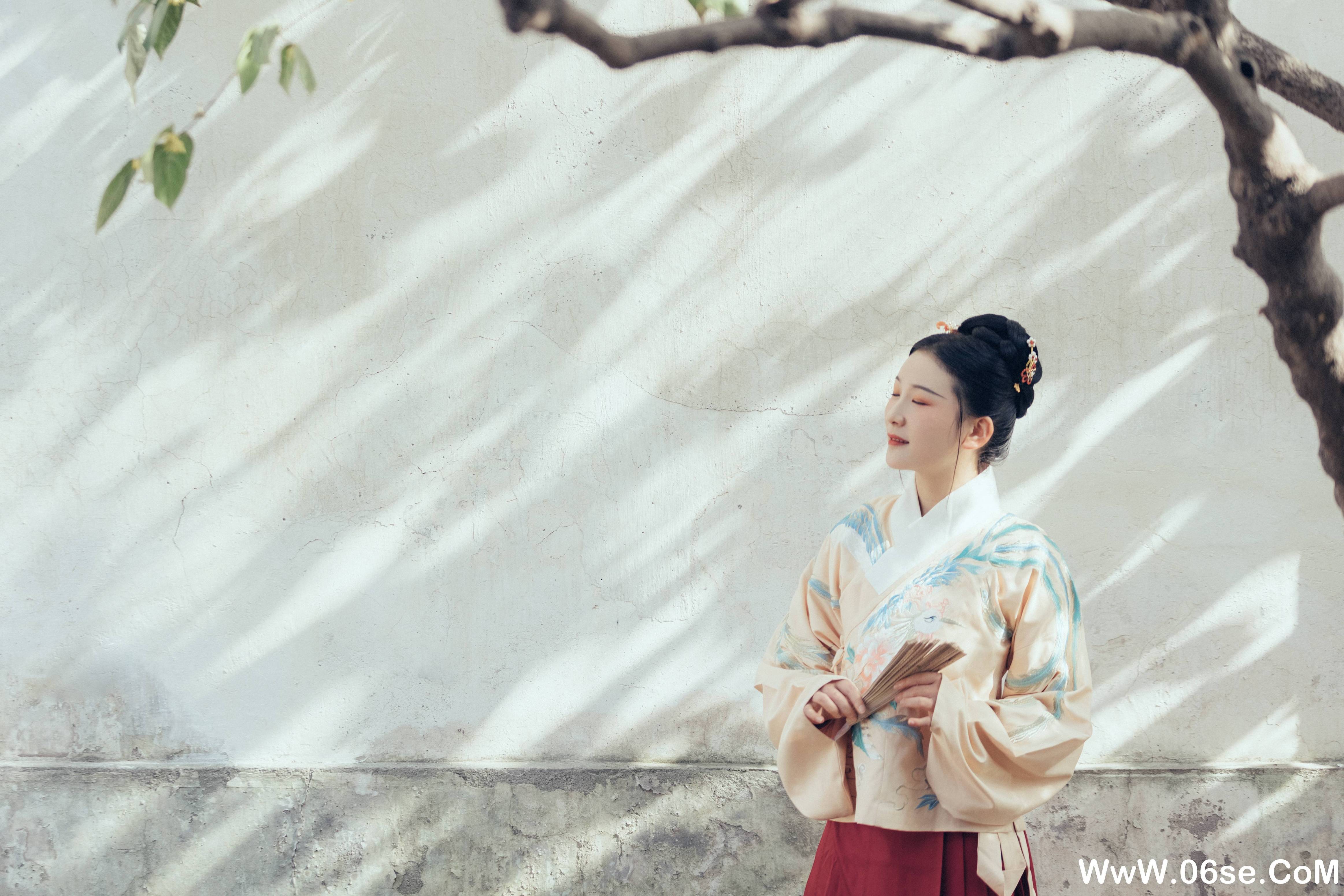 图片[19]-[YITUYU艺图语]2021.10.20 春词 淡蓝色忧伤静流淌[24+1P／313MB]-六色网