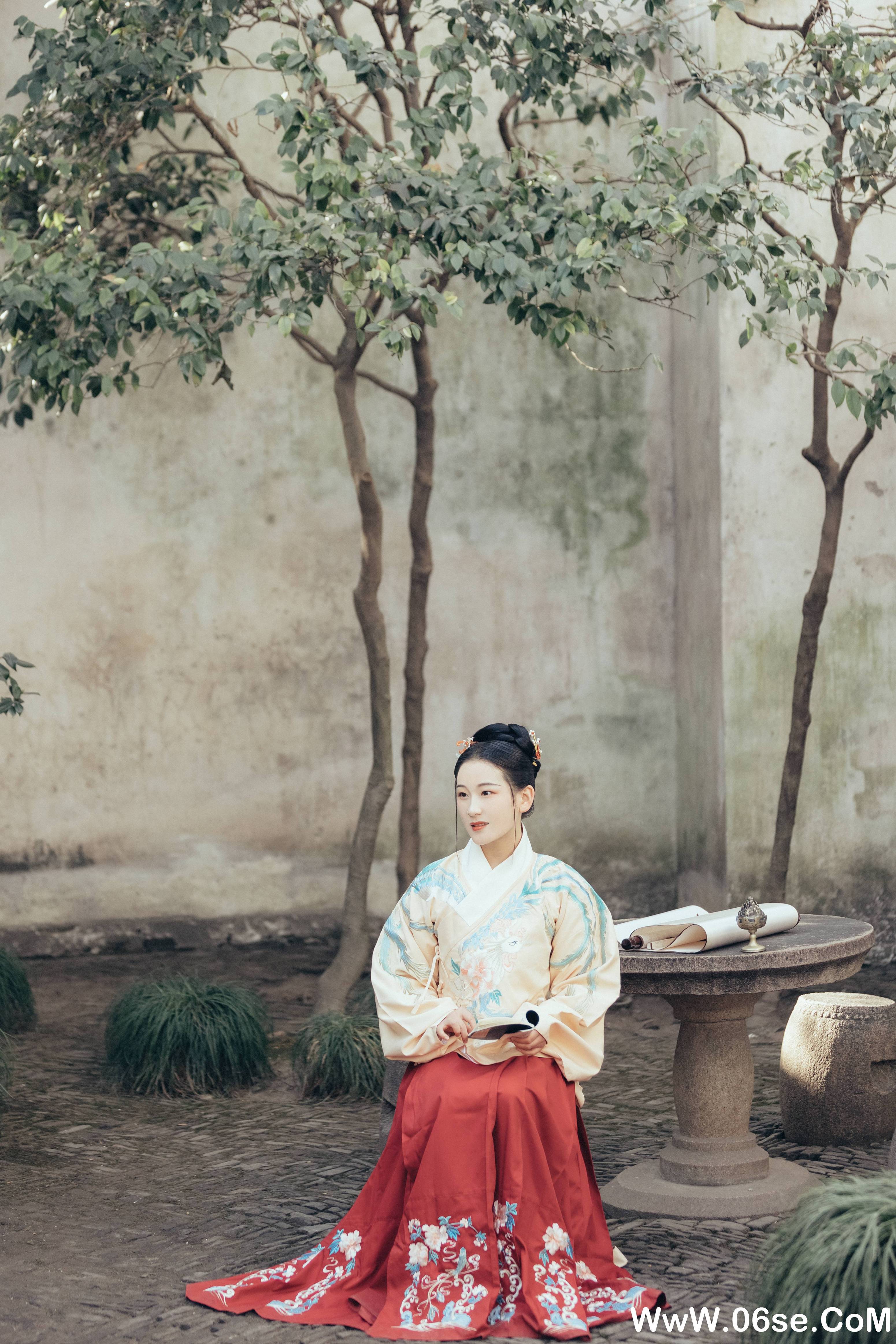 图片[11]-[YITUYU艺图语]2021.10.20 春词 淡蓝色忧伤静流淌[24+1P／313MB]-六色网