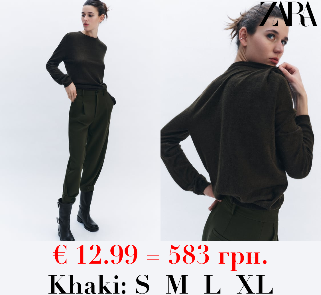 OVERSIZE KNIT SWEATER