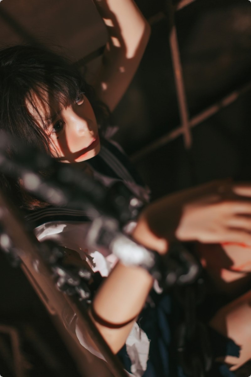 [Cos]疯猫ss- 被囚禁的少女[44P] 27