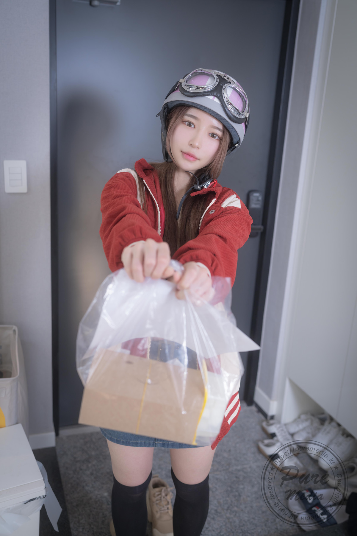 Yeha 예하, [PURE MEDIA] Vol.277 Expensive and Delicious Naked Hen Set.01 12