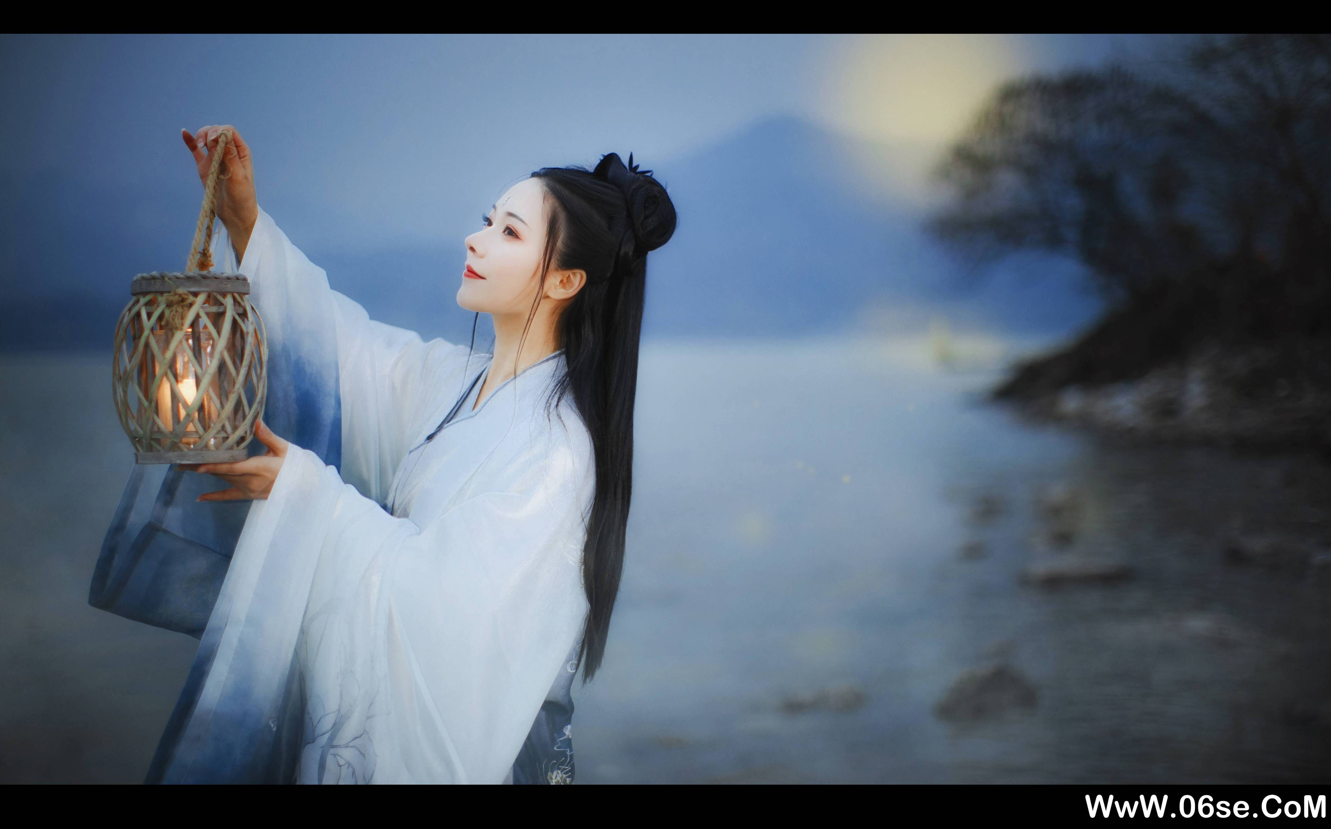 图片[11]-[YITUYU艺图语]2021.10.28 海底月 葵花花花儿[19+1P／93MB]-六色网