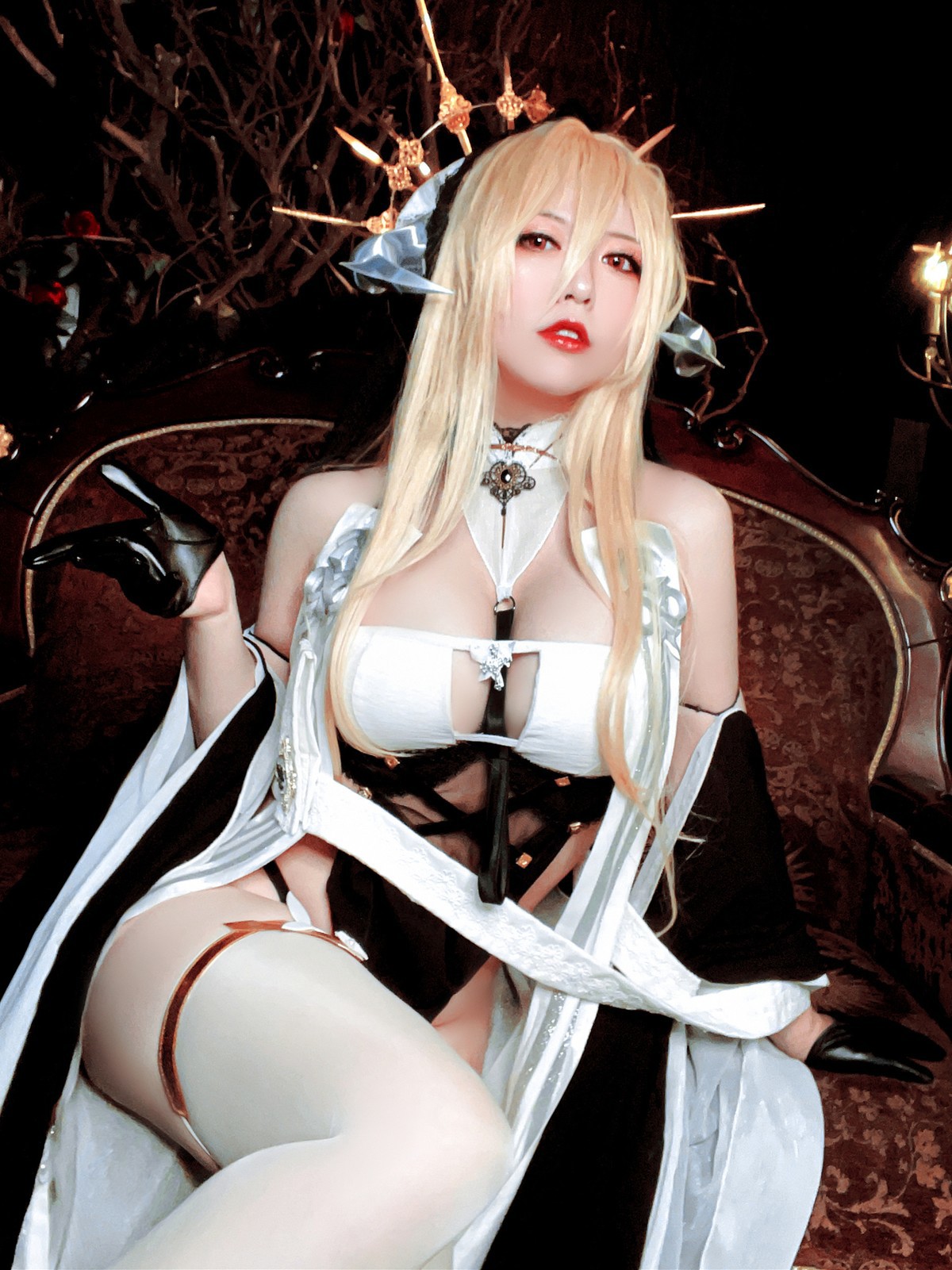 Cosplay 半半子Banbanko インプラカブル 修道女 40