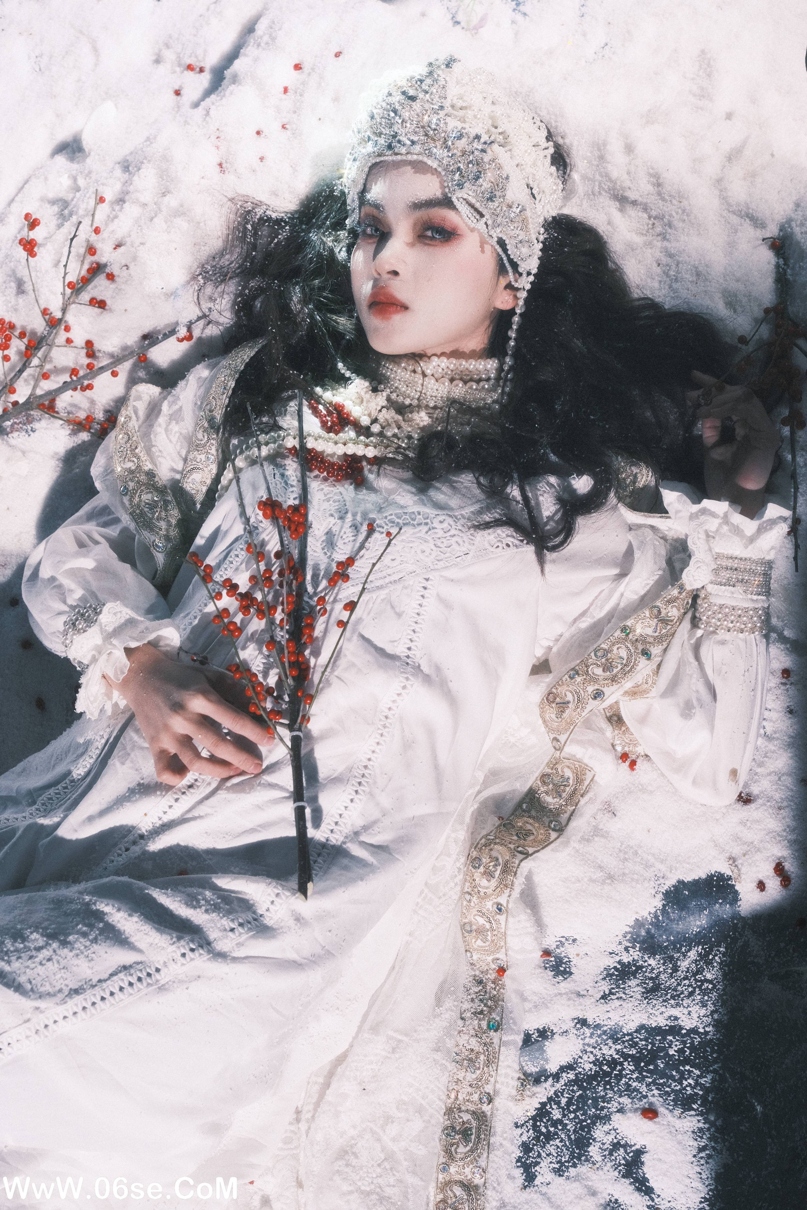 图片[29]-[YITUYU艺图语]2022.12.24 她是龙 Linglingxue_[28+1P／209MB]-六色网