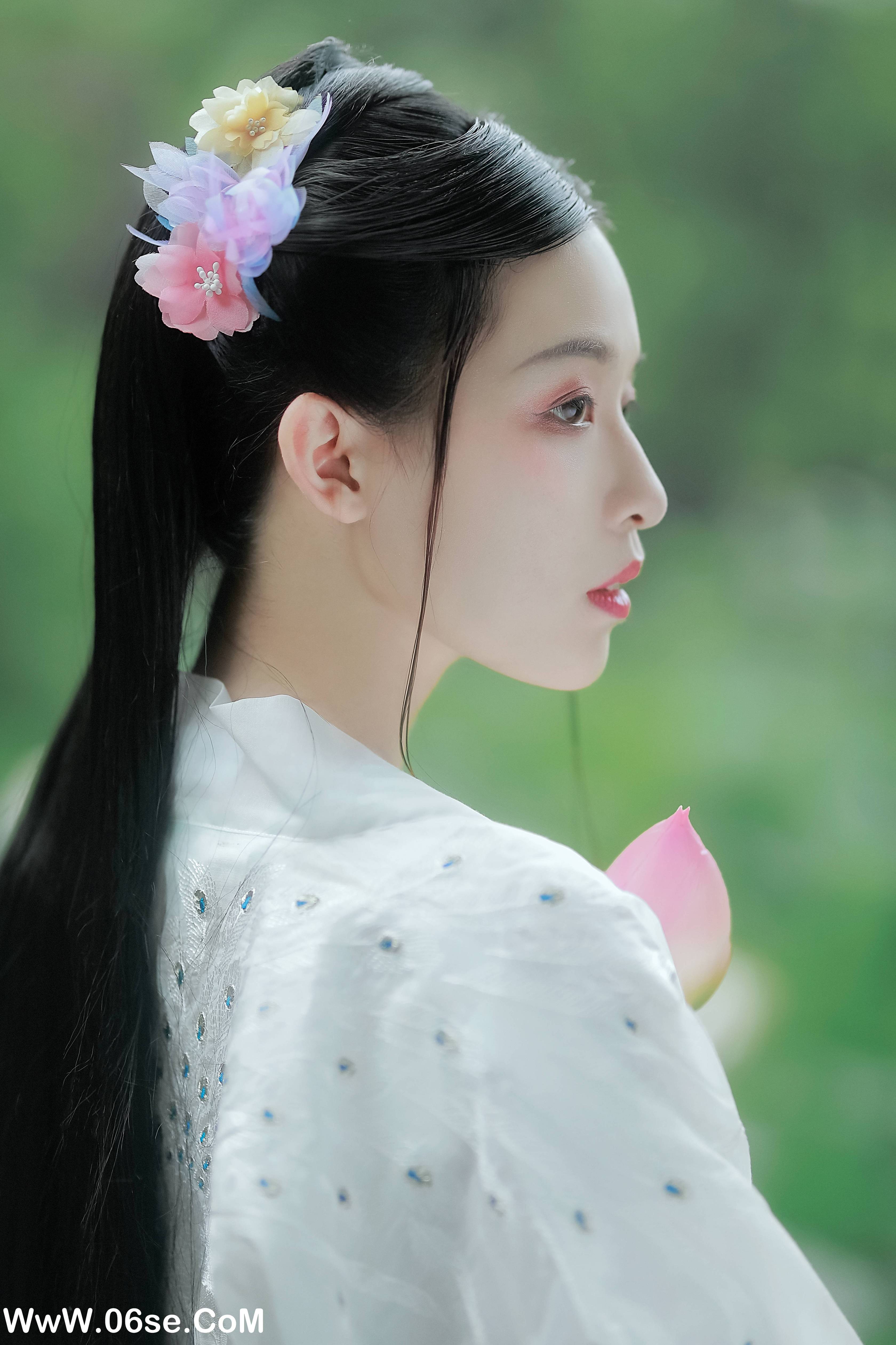 图片[11]-[YITUYU艺图语]2022.06.16 采莲曲 _喵喵家的小鱼干_[23P-402.88MB]-六色网