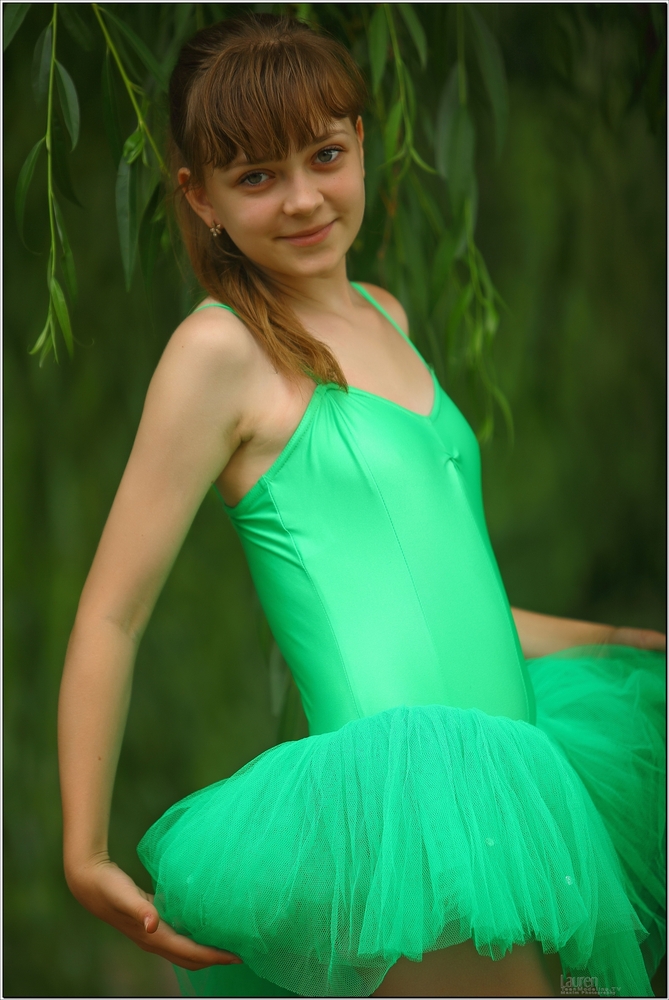 TEENMODELING LAUREN – GREENLEO 158P – Telegraph