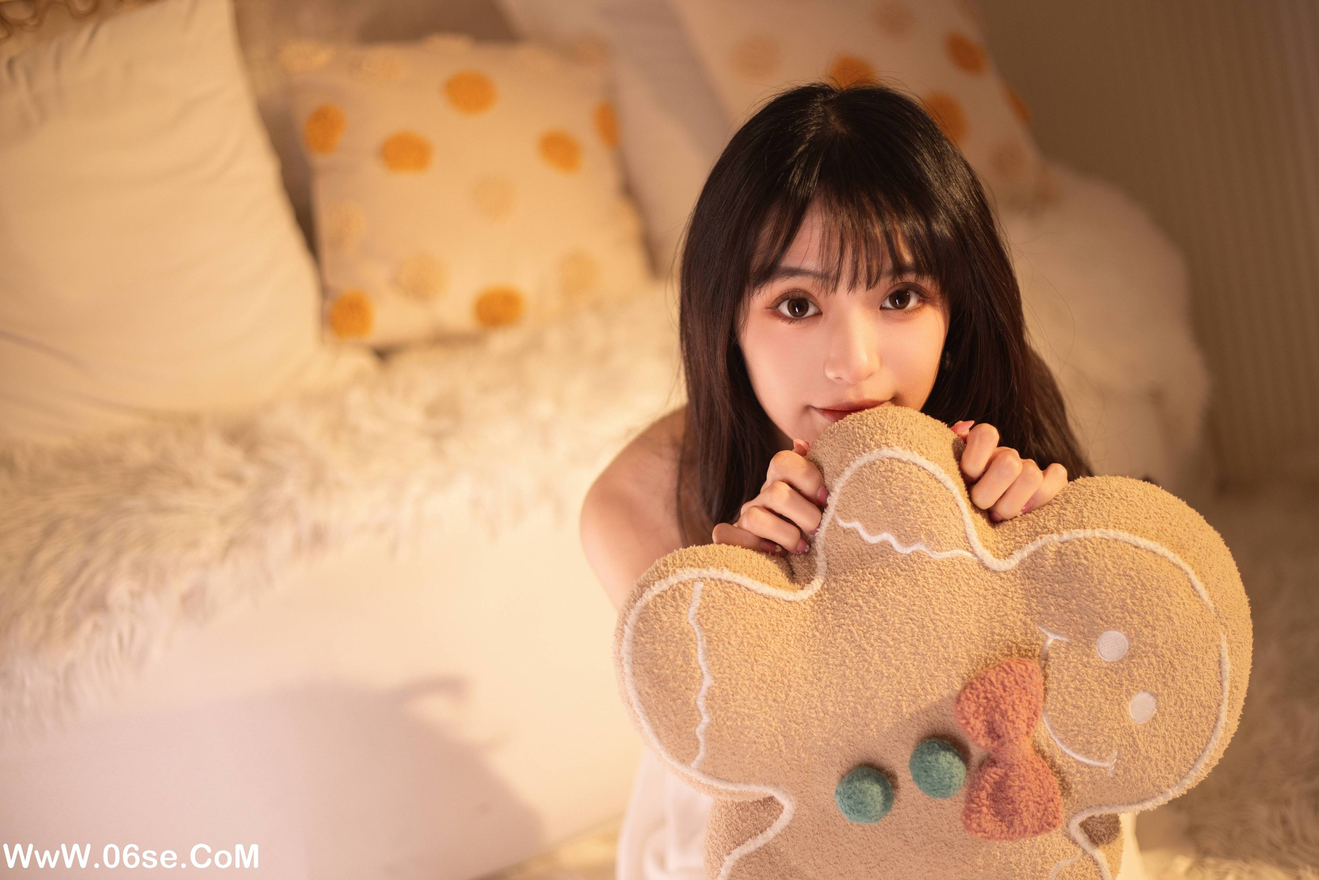 图片[4]-[YITUYU艺图语]2022.12.31 居家少女 酱酱[25+1P／1.04GB]-六色网