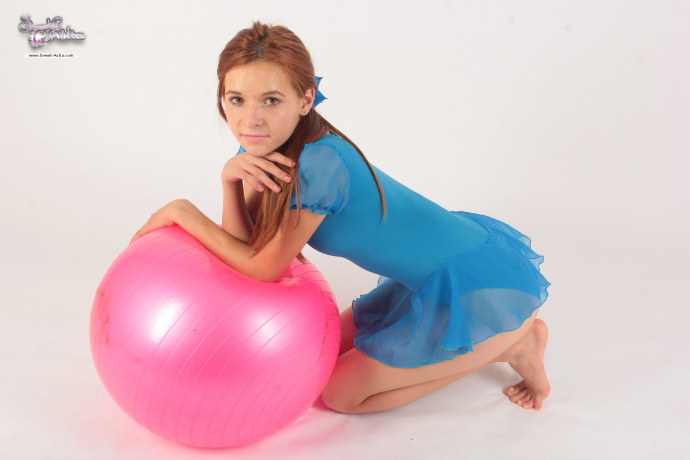 [Image: ce4cf09db9f782704fe5b.jpg]