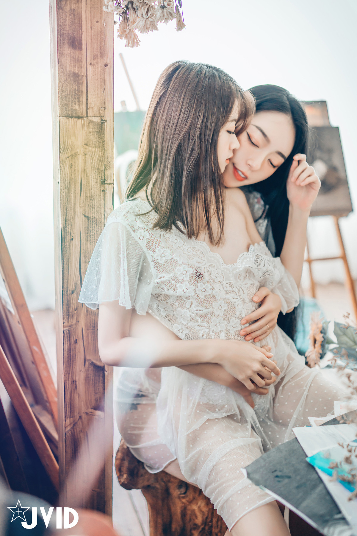 JVID精品 飄飄 妍妍 百合花神の美少女 最色色嘗試 辰辰特別客串！色色最大突破 Set.01 22