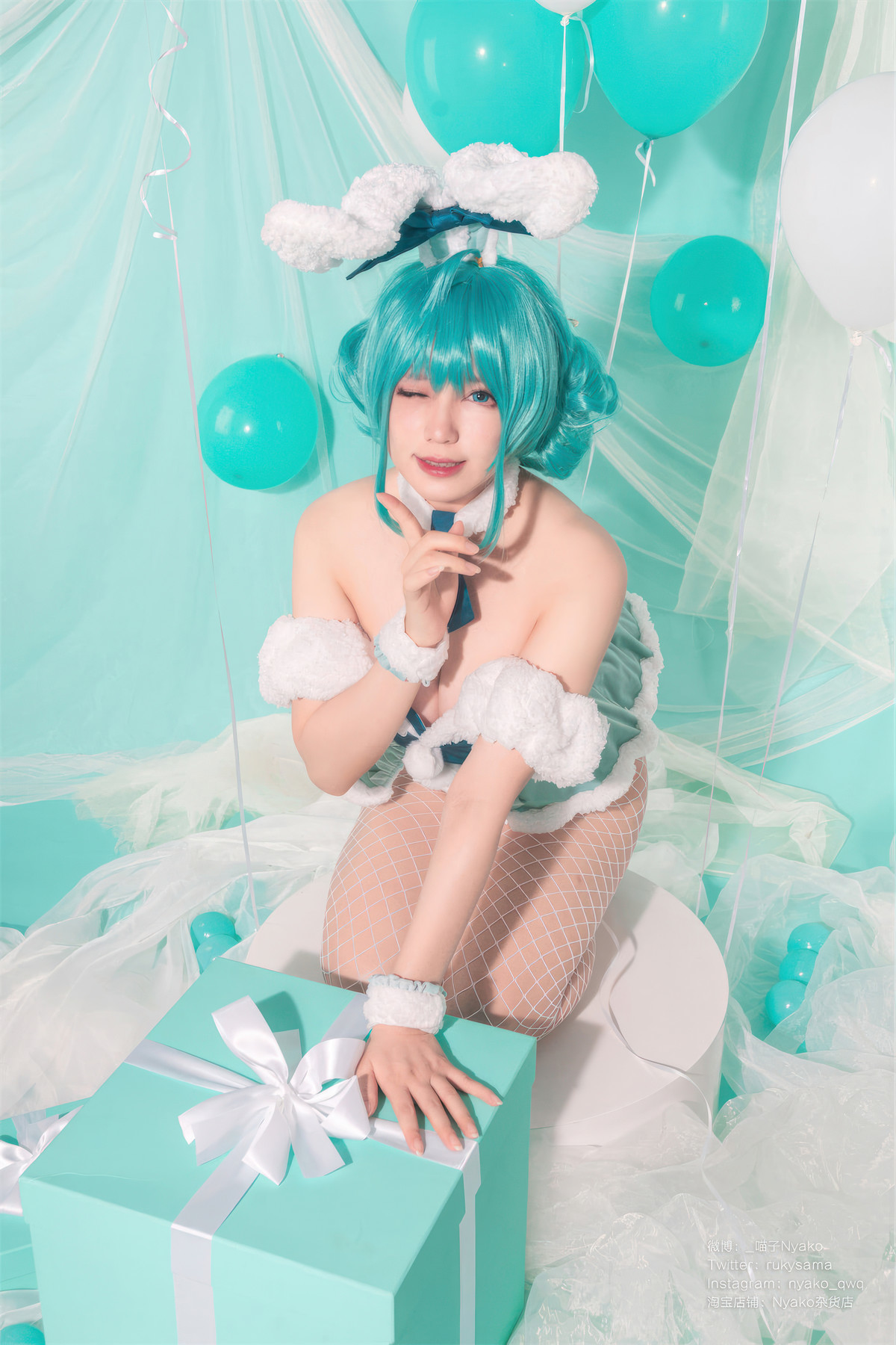 Cosplay Nyako喵子 初音白兔 8