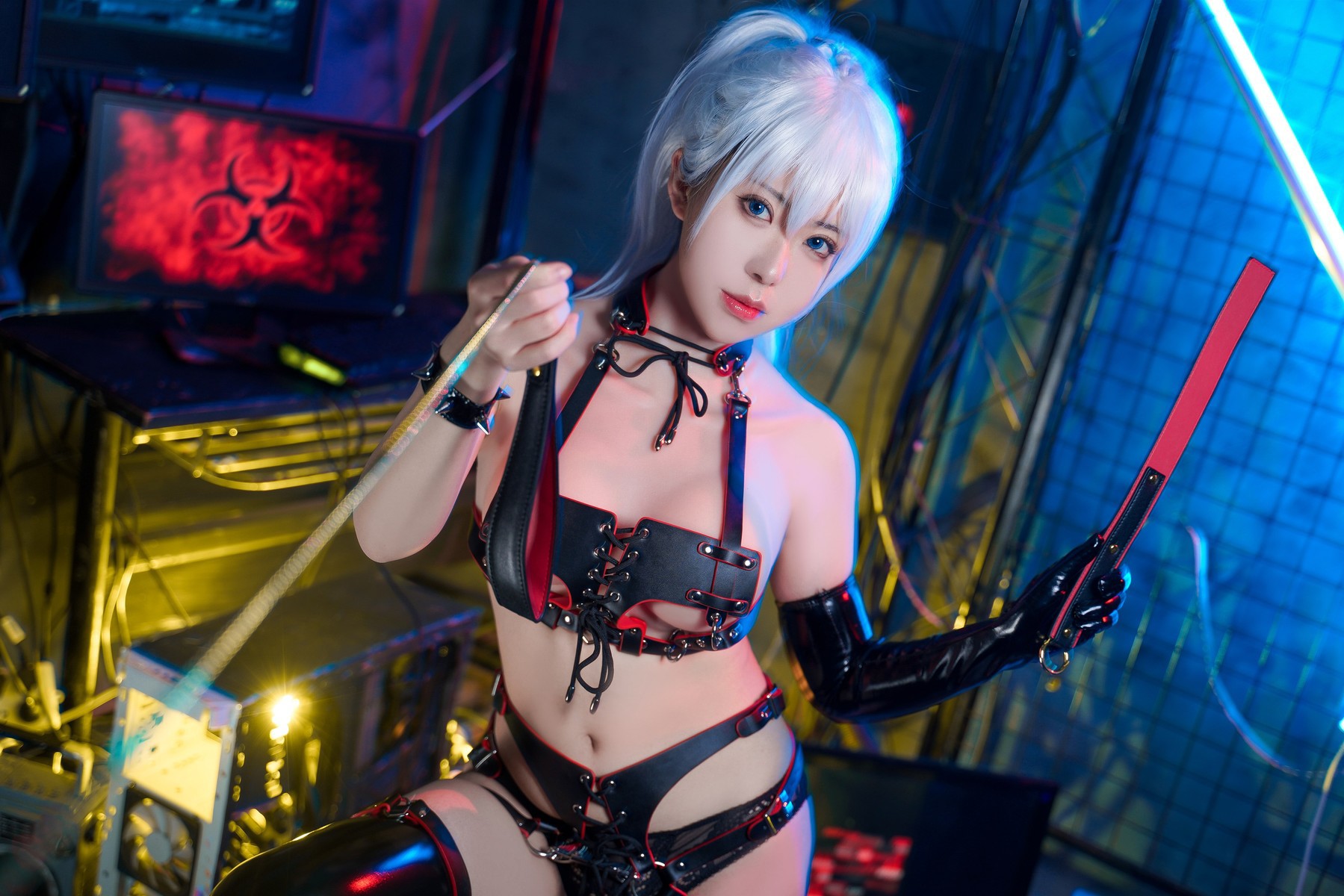 Cosplay 虎森森 Leather Queen 15