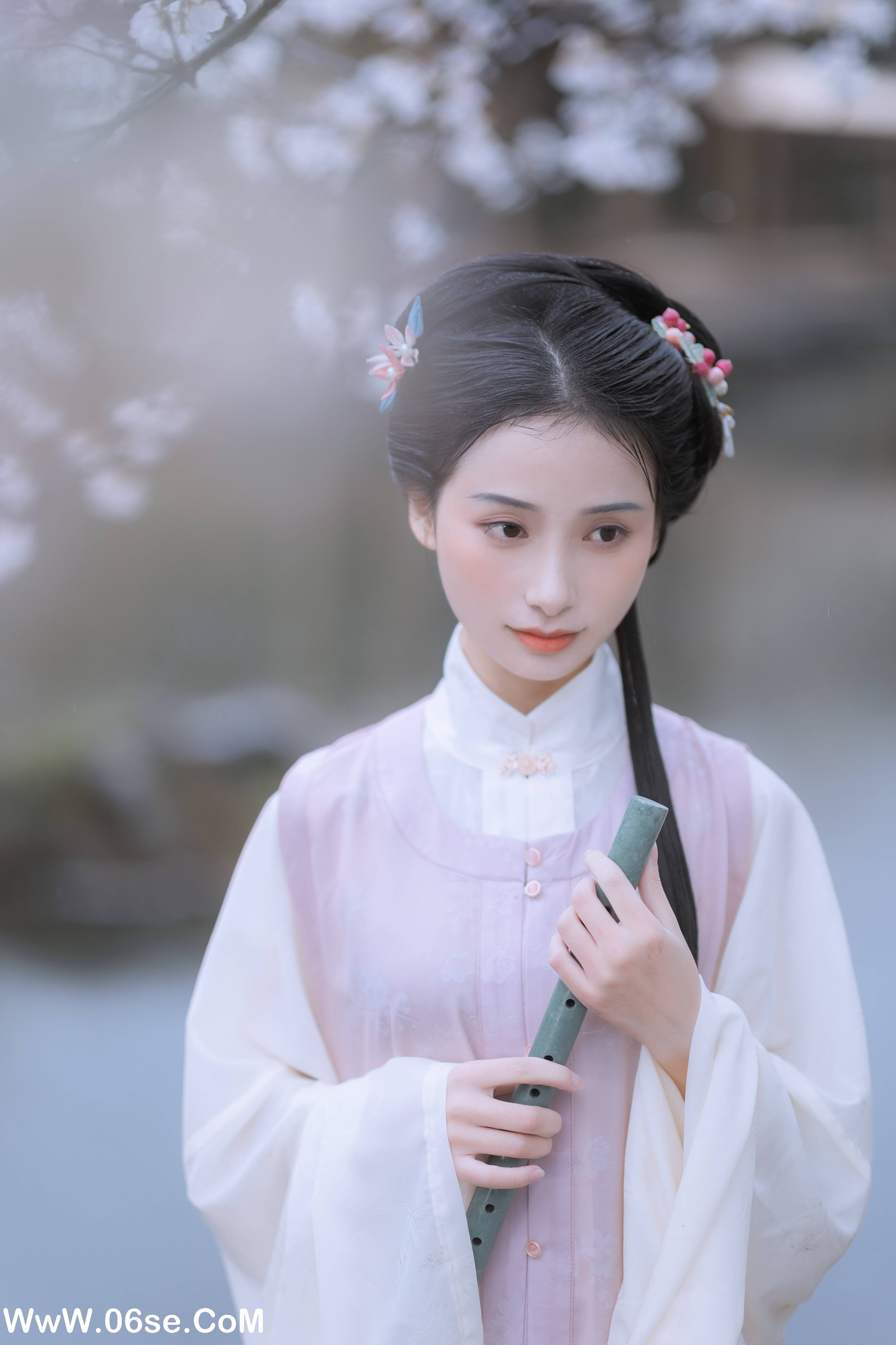 图片[30]-[YITUYU艺图语]2022.05.25 雨樱花 眸小妖[46P-454.3MB]-六色网