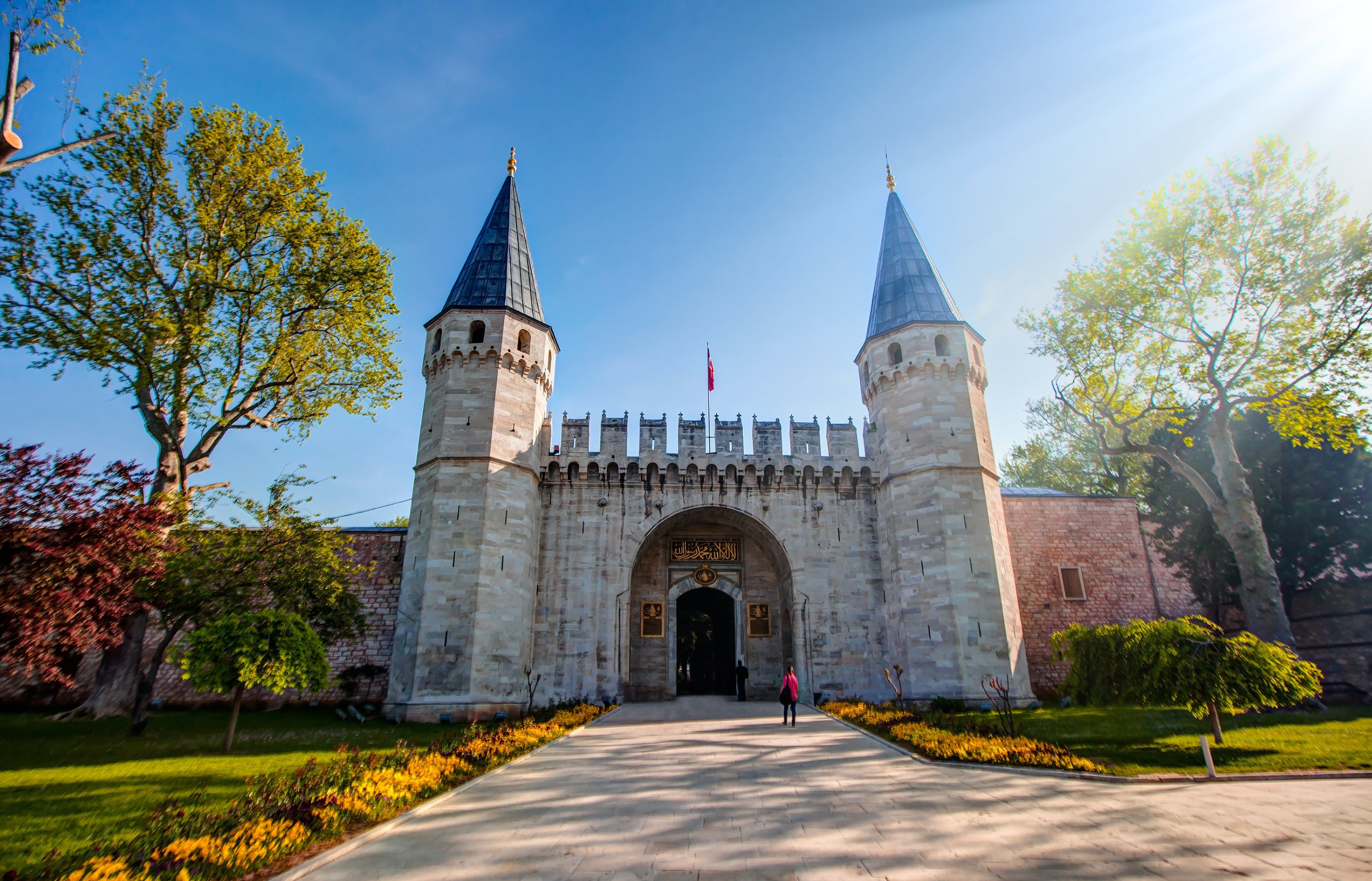 Topkapi palace. Топкапы Стамбул. Топкапы башня. Дворец Топкапы. Дворец Топкапы снаружи.