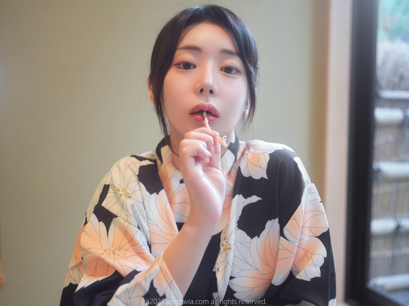 Wuyo 우요, ArtGravia Vol.553 Photobook Set.01 17