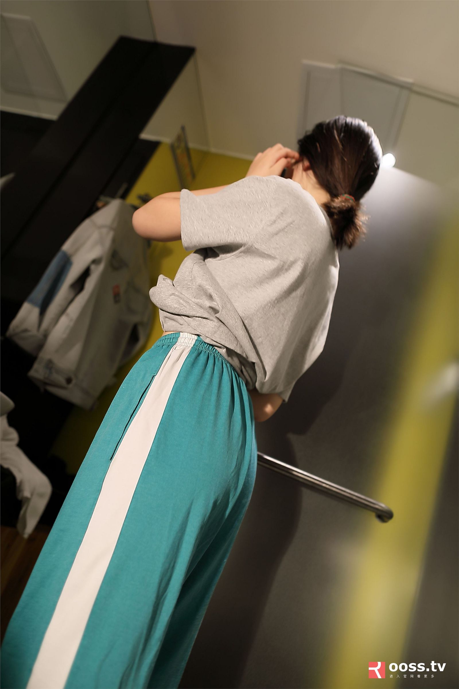 [Image: cee2d0841ce3da5df241b.jpg]